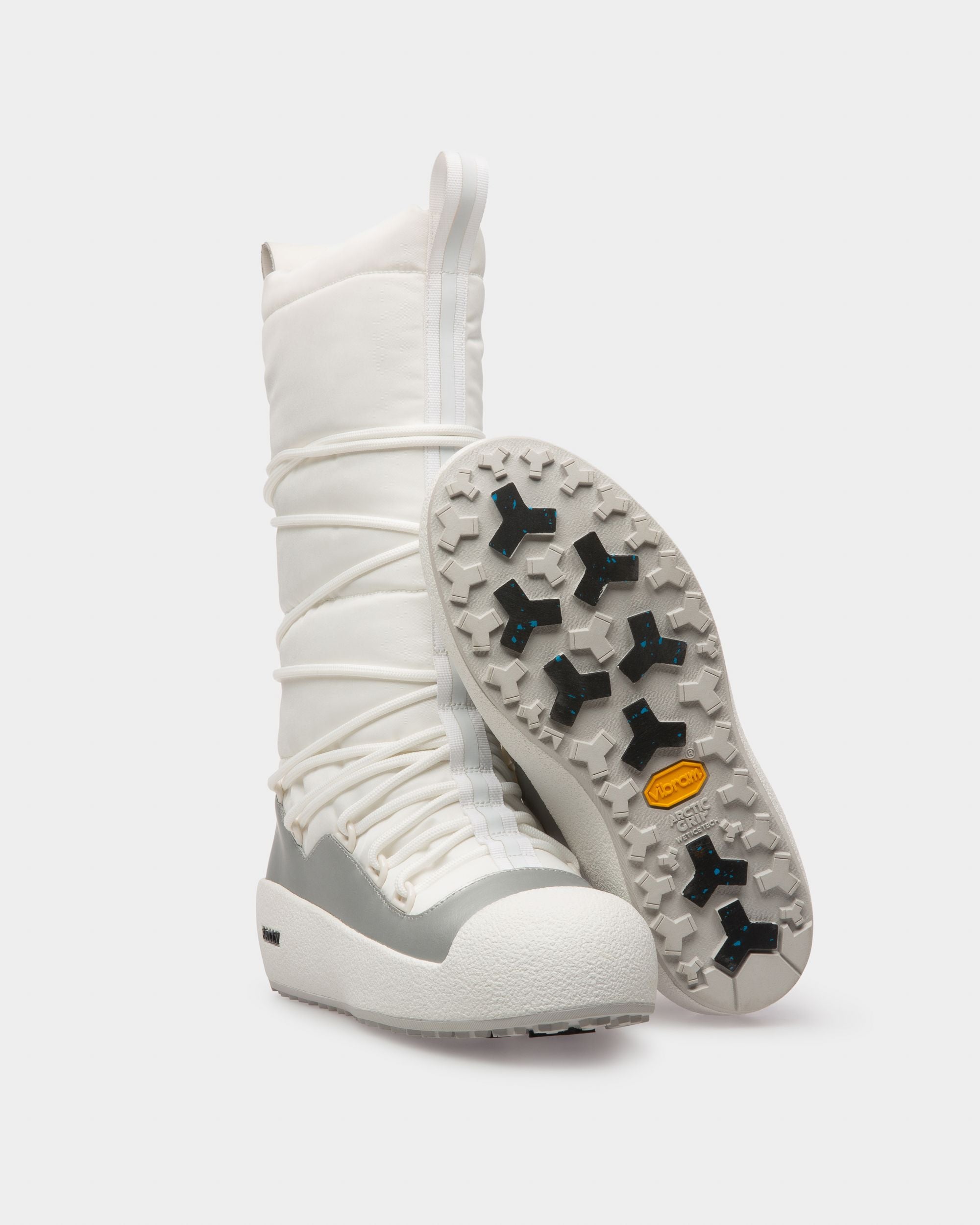 Cathye Botas En Nailon Reciclado Y Piel De Color Blanco Y Plateado - Mujer - Bally - 05