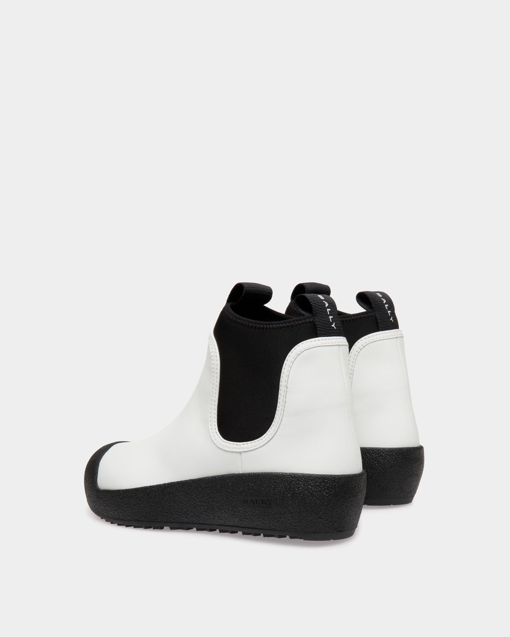 Bally Curling Booties In White Leather - Women's - Bally - 03
