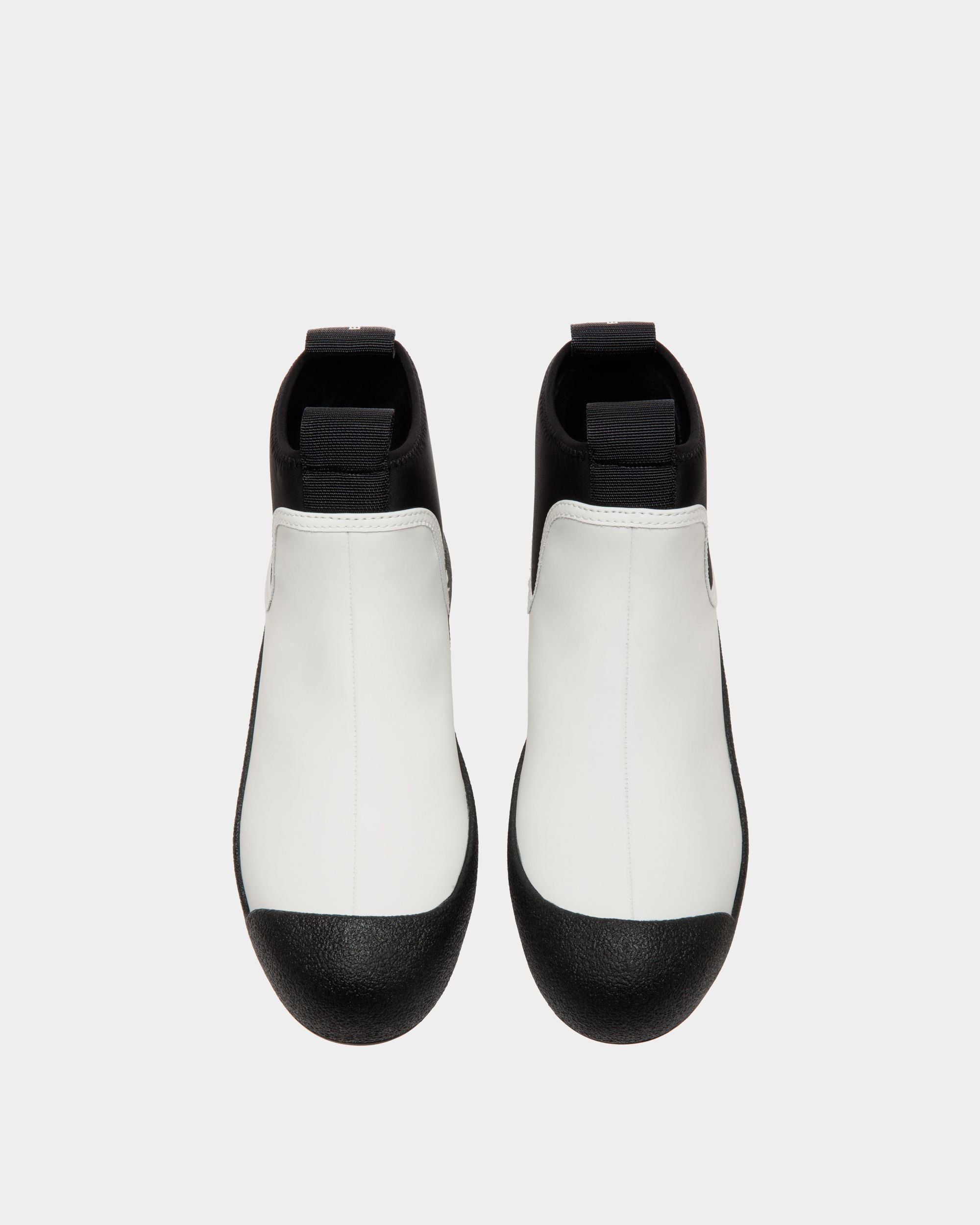 Bally Curling Booties In White Leather - Women's - Bally - 04