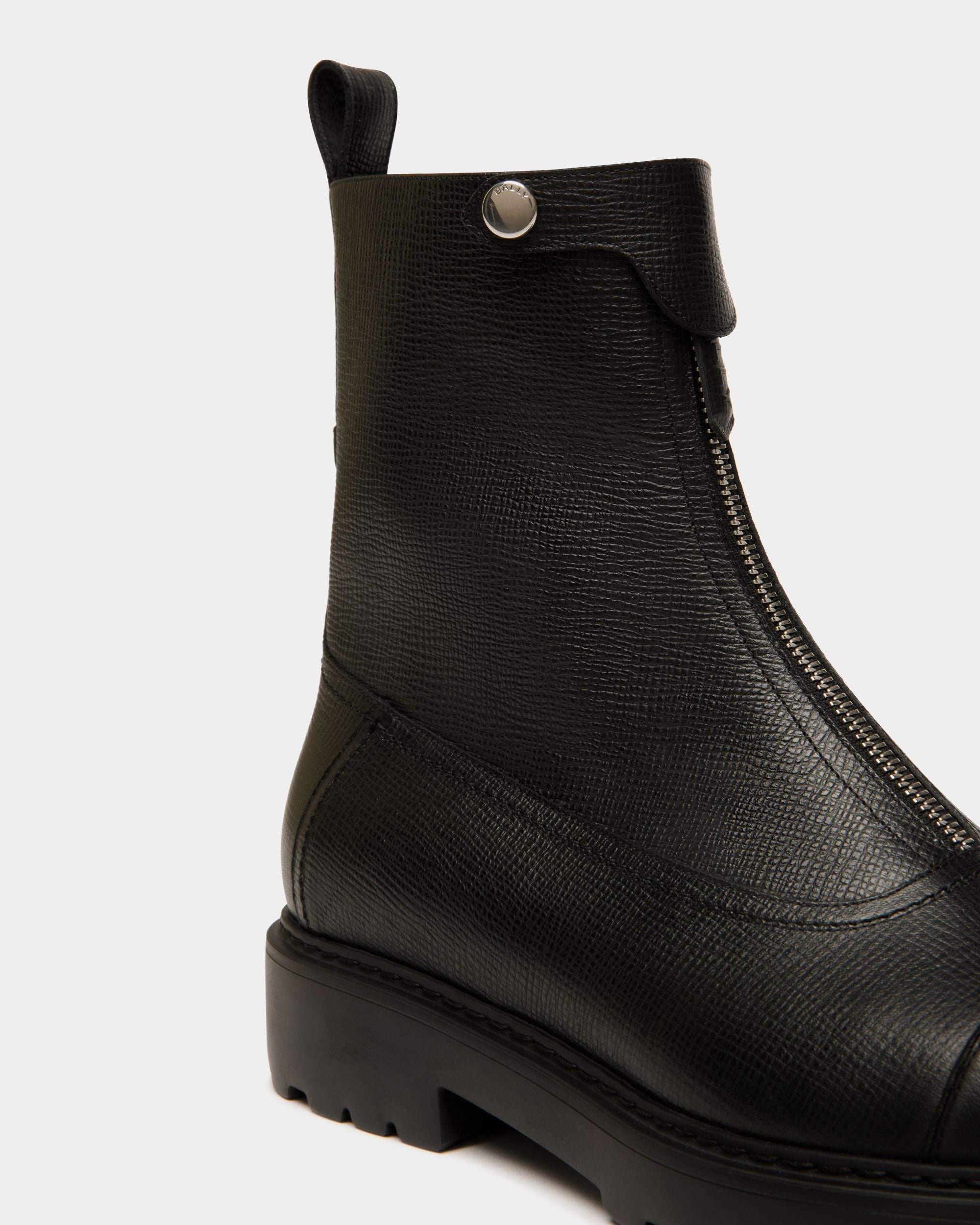 Botín Gusto De Piel Granulada Negra - Mujer - Bally - 05