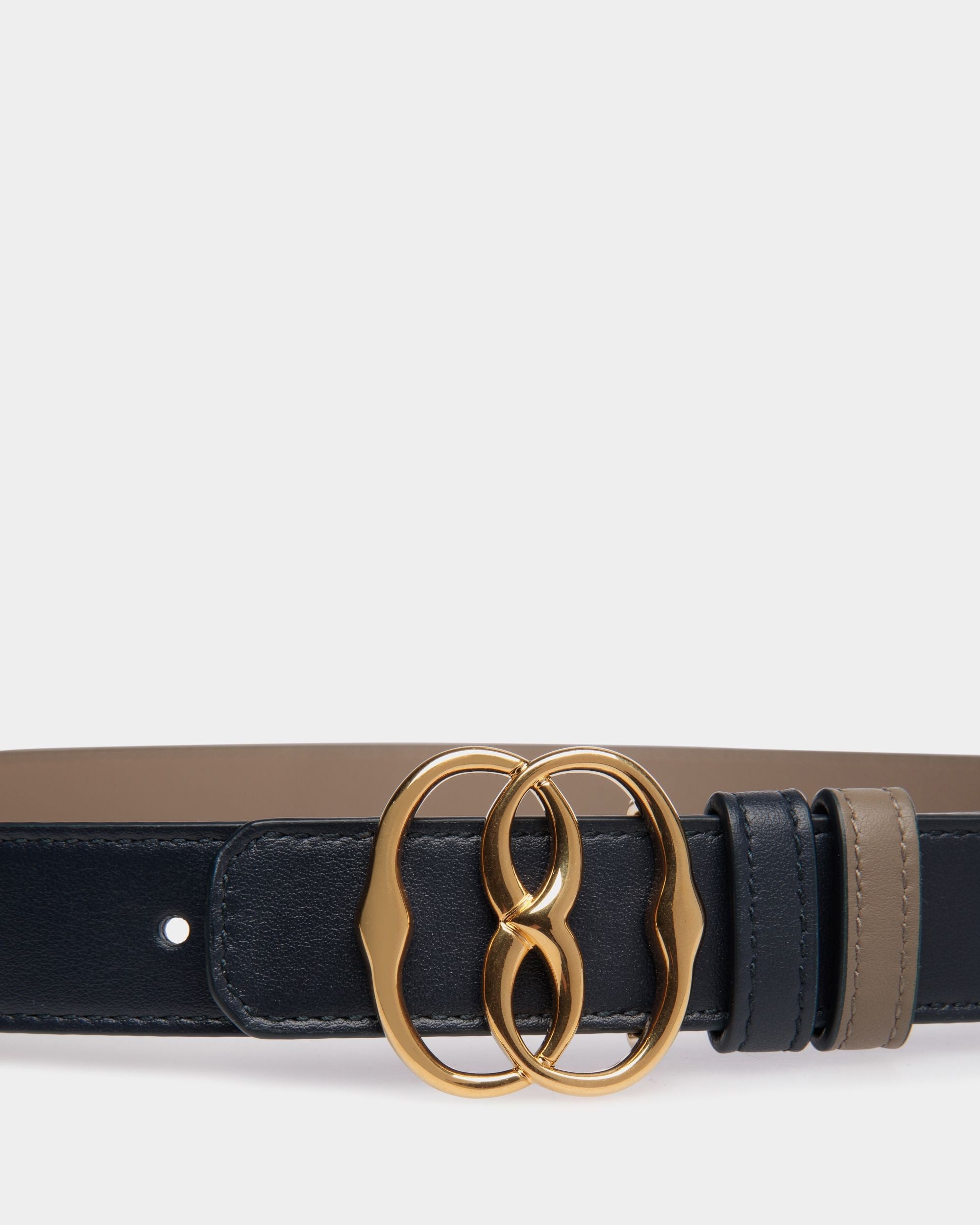 Cinturón Reversible Emblem 25 Mm De Piel Navy Blue Y Topo - Mujer - Bally - 04