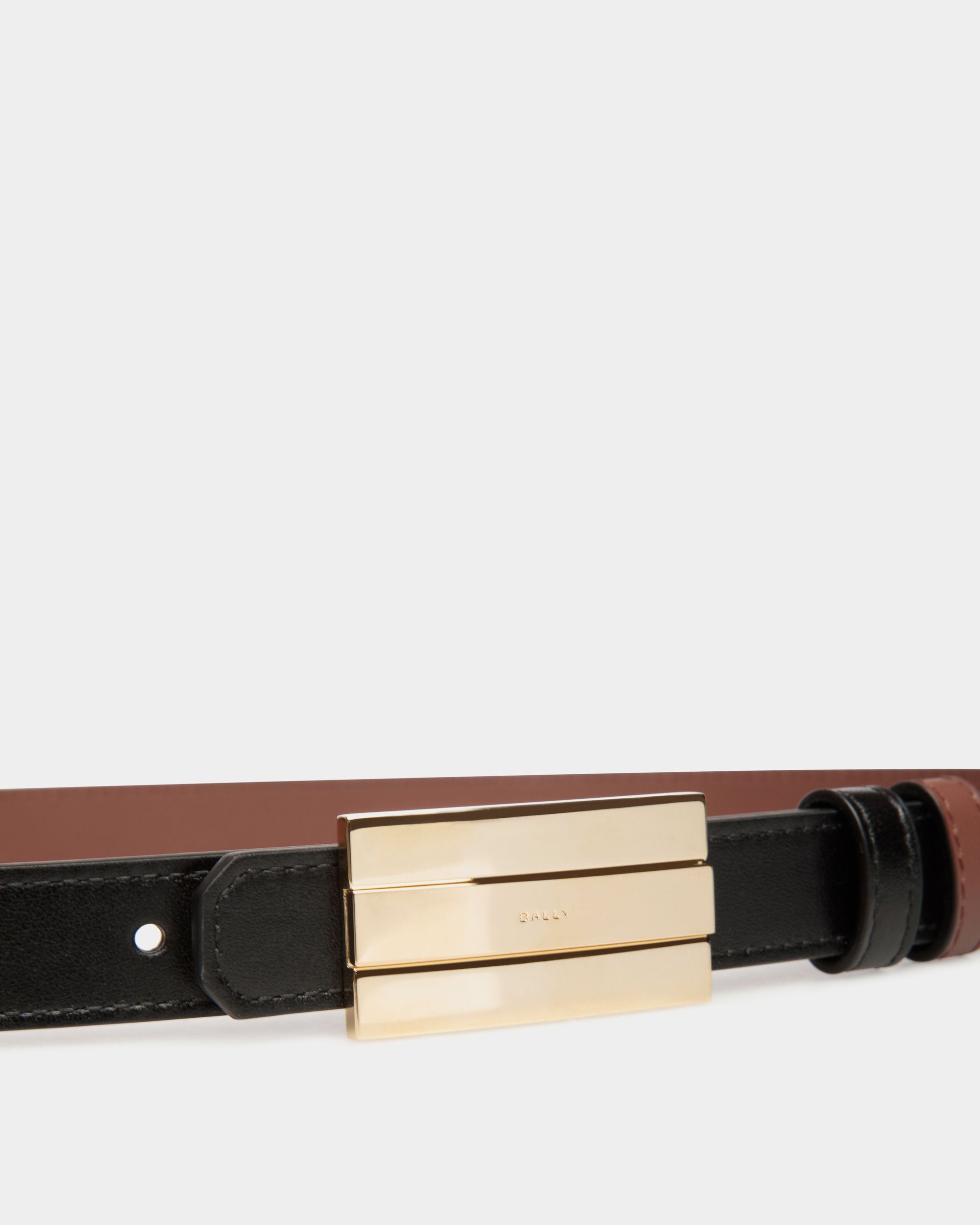 Ollam 20mm Reversible Belt in Black and Brown Leather - Women's - Bally - 03