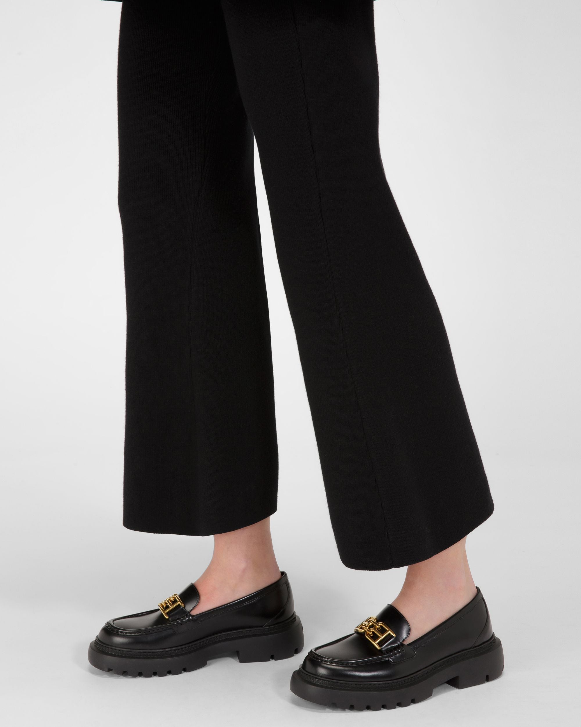 Gioia Flat Mocasín En Piel De Color Negro - Mujer - Bally - 02
