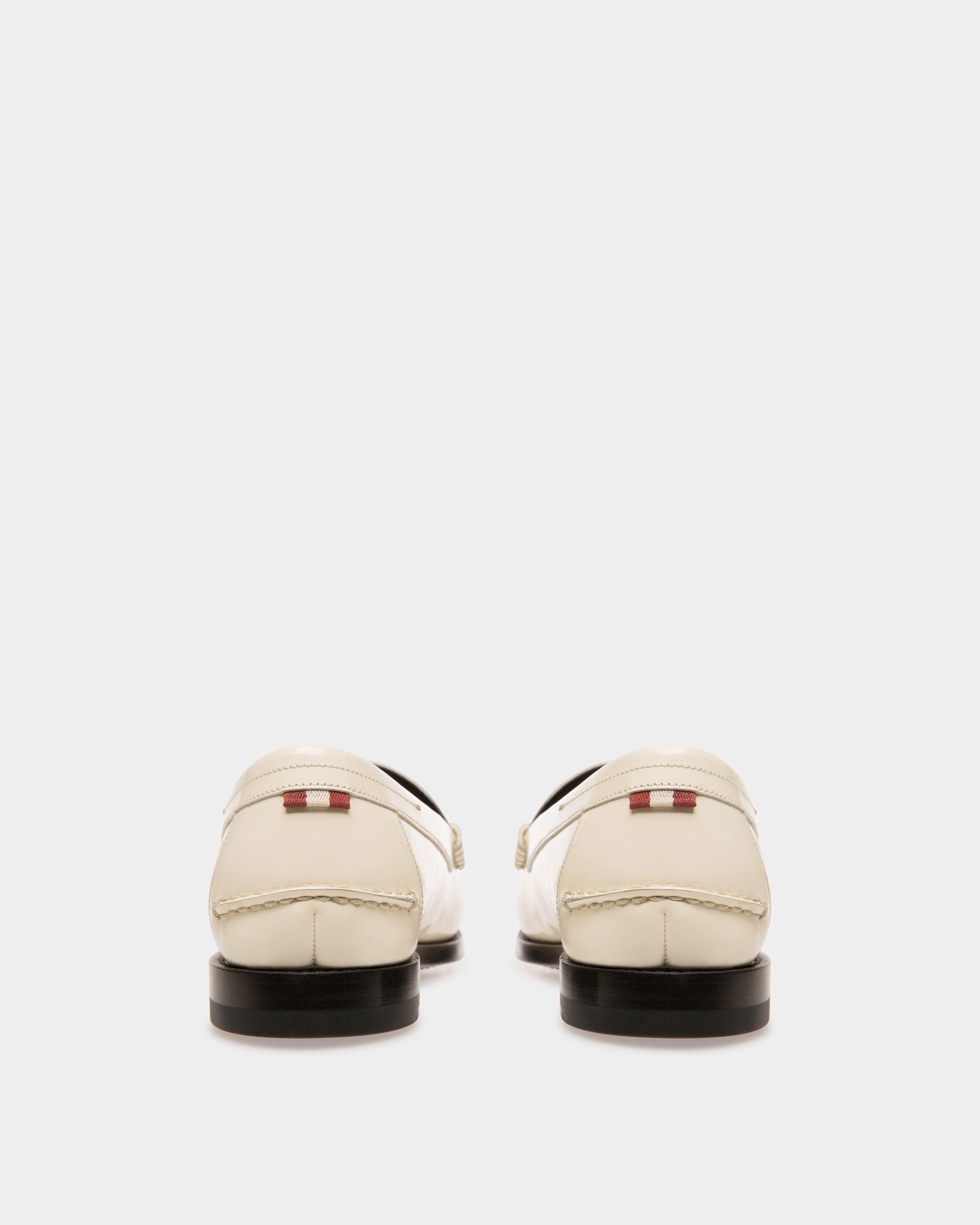 Coelo Mocasines En Piel De Color Crema - Mujer - Bally - 04
