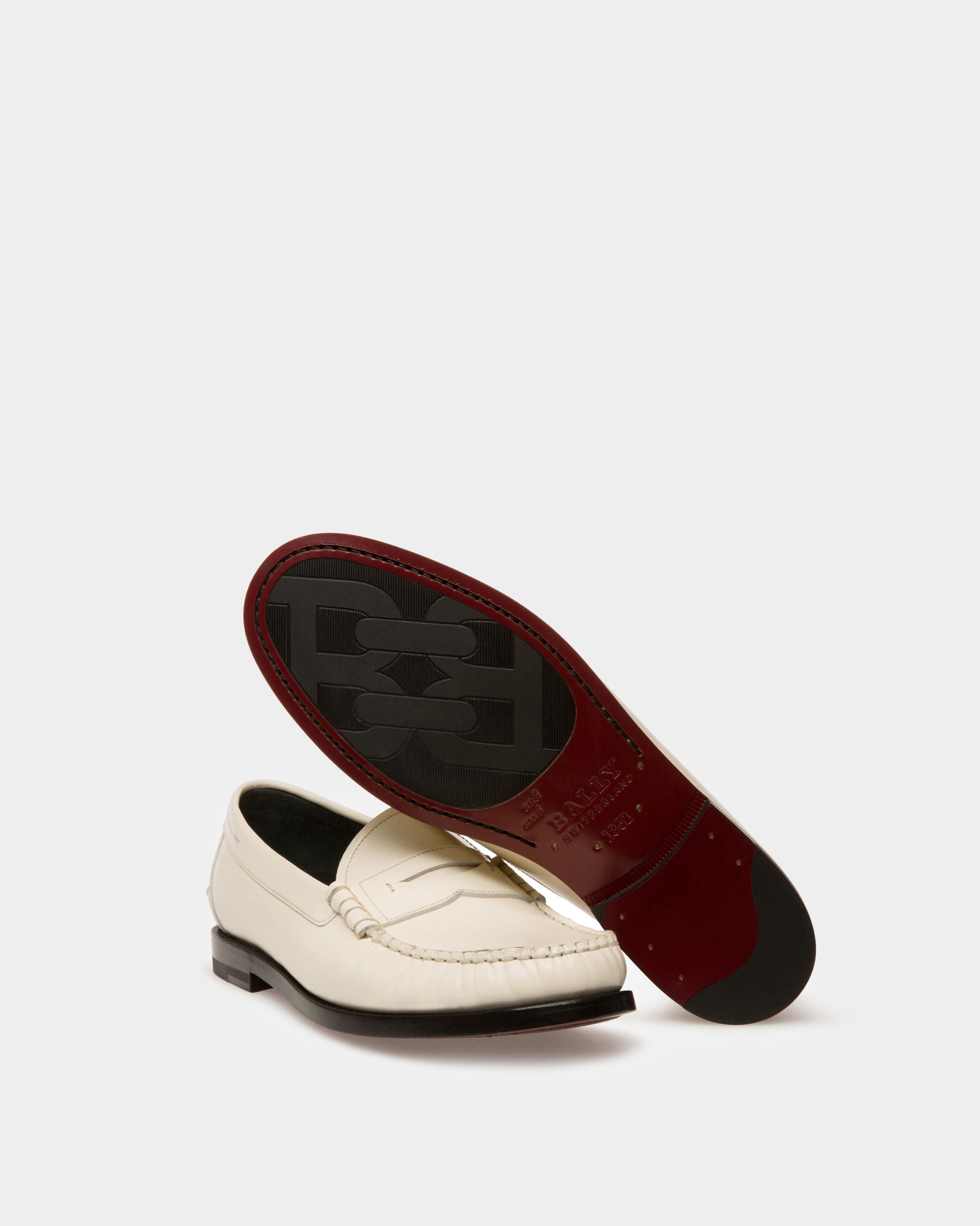 Coelo Mocasines En Piel De Color Crema - Mujer - Bally - 05