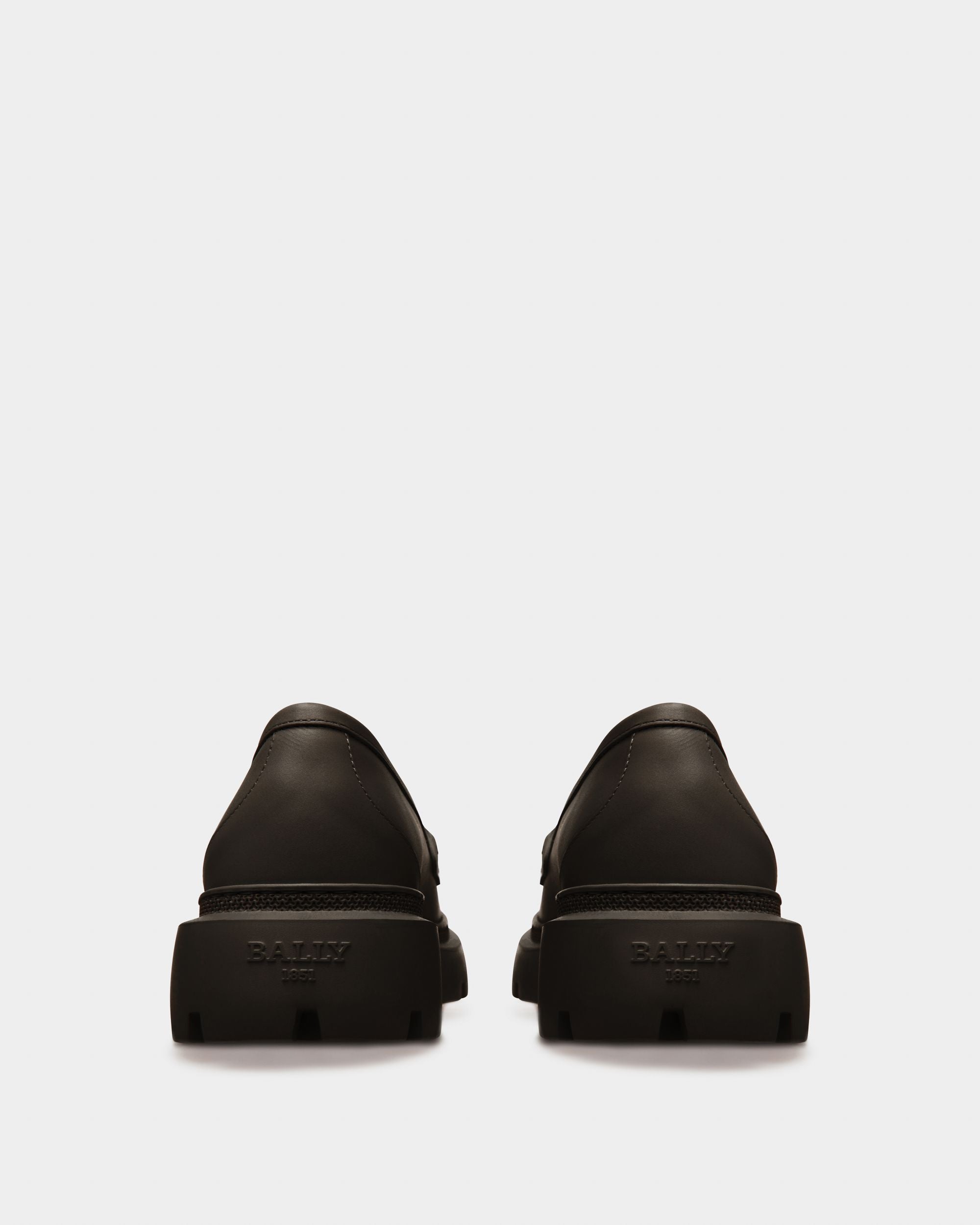 Gioia Flat Mocasín En Piel De Color Negro - Mujer - Bally - 03
