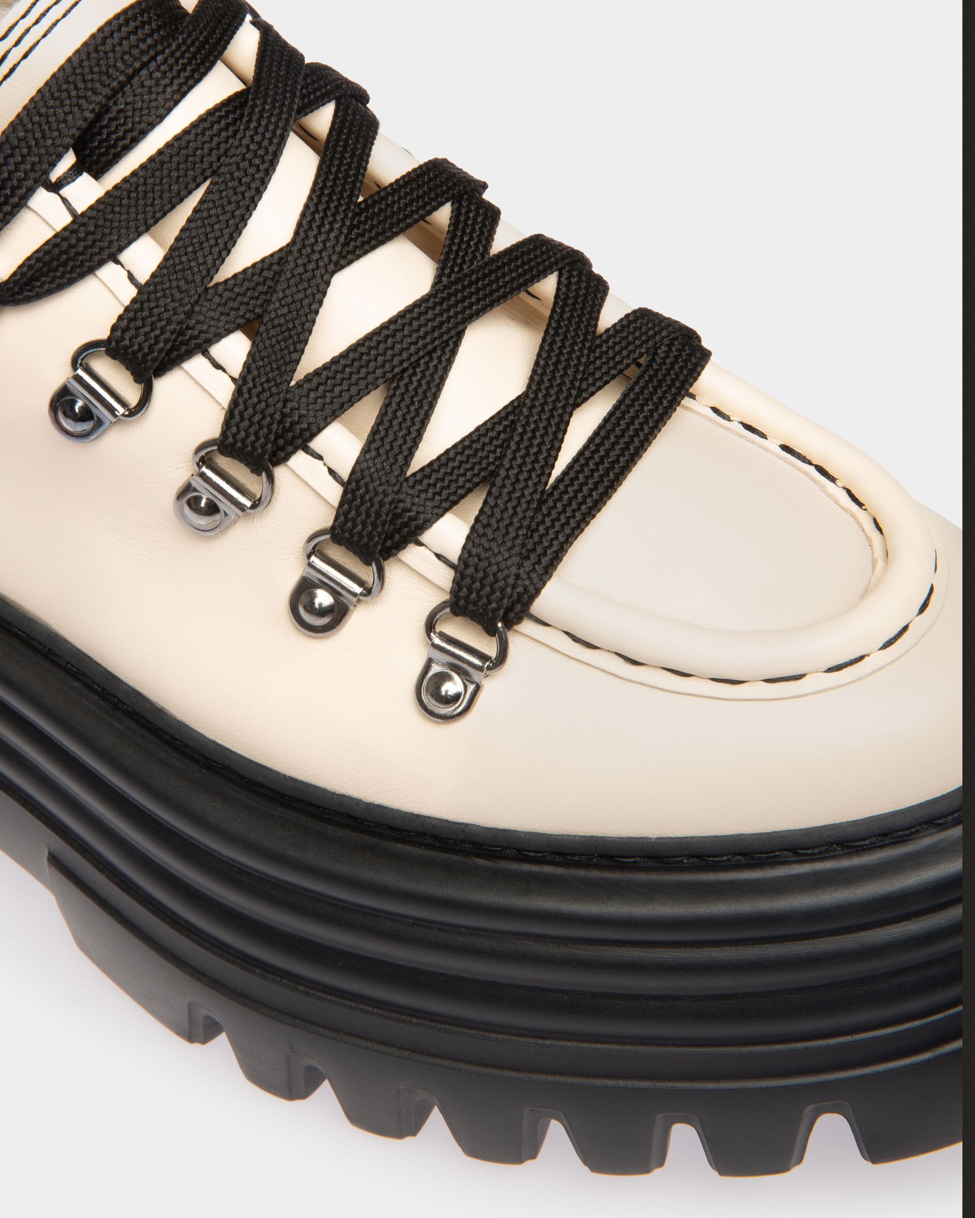 Glody Leather Booties In Bone - Women's - Bally - 06