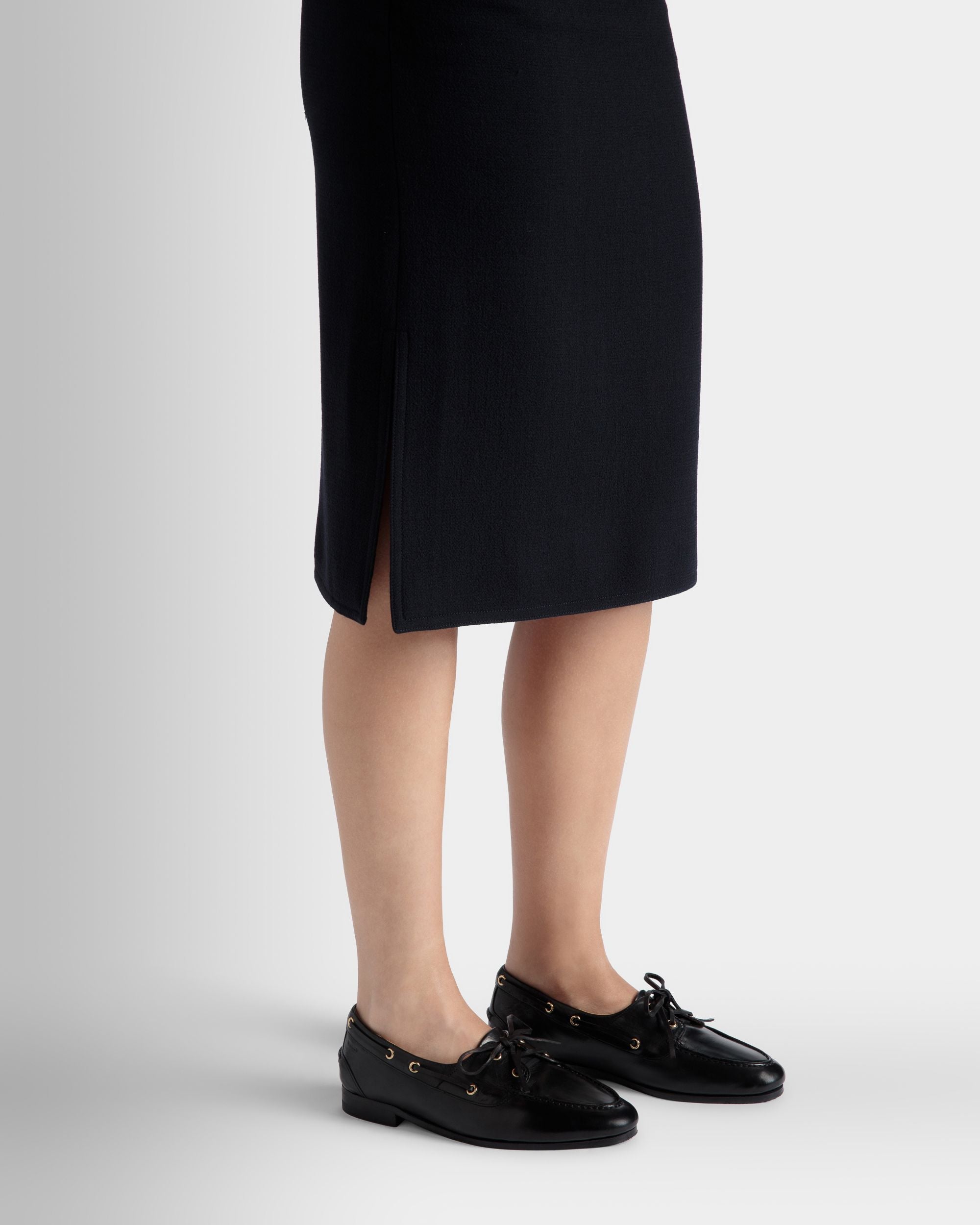 Mocasín Plume En Cuero Negro - Mujer - Bally - 02