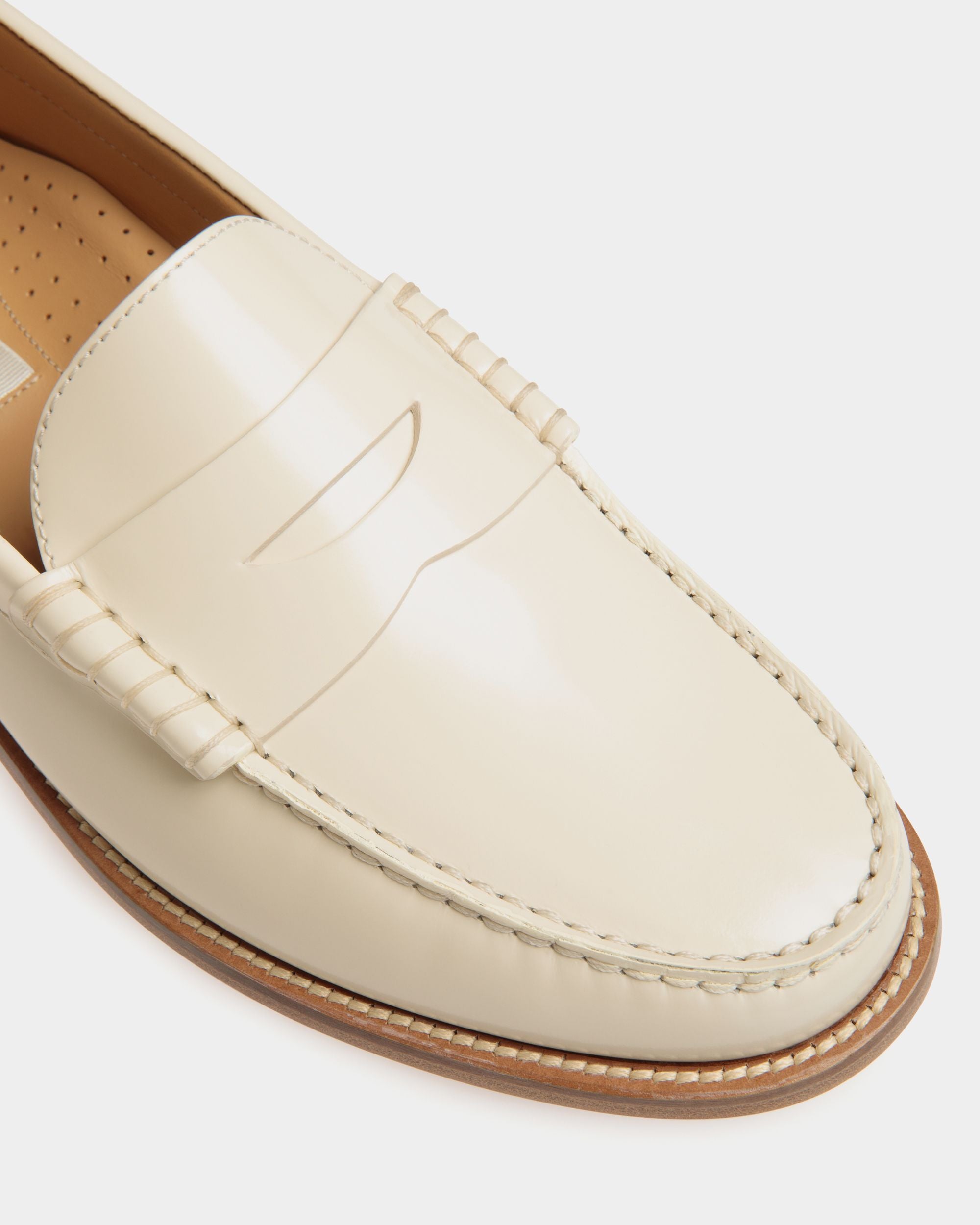 Capitol Moccasin in Ivory Leather - Women's - Bally - 06