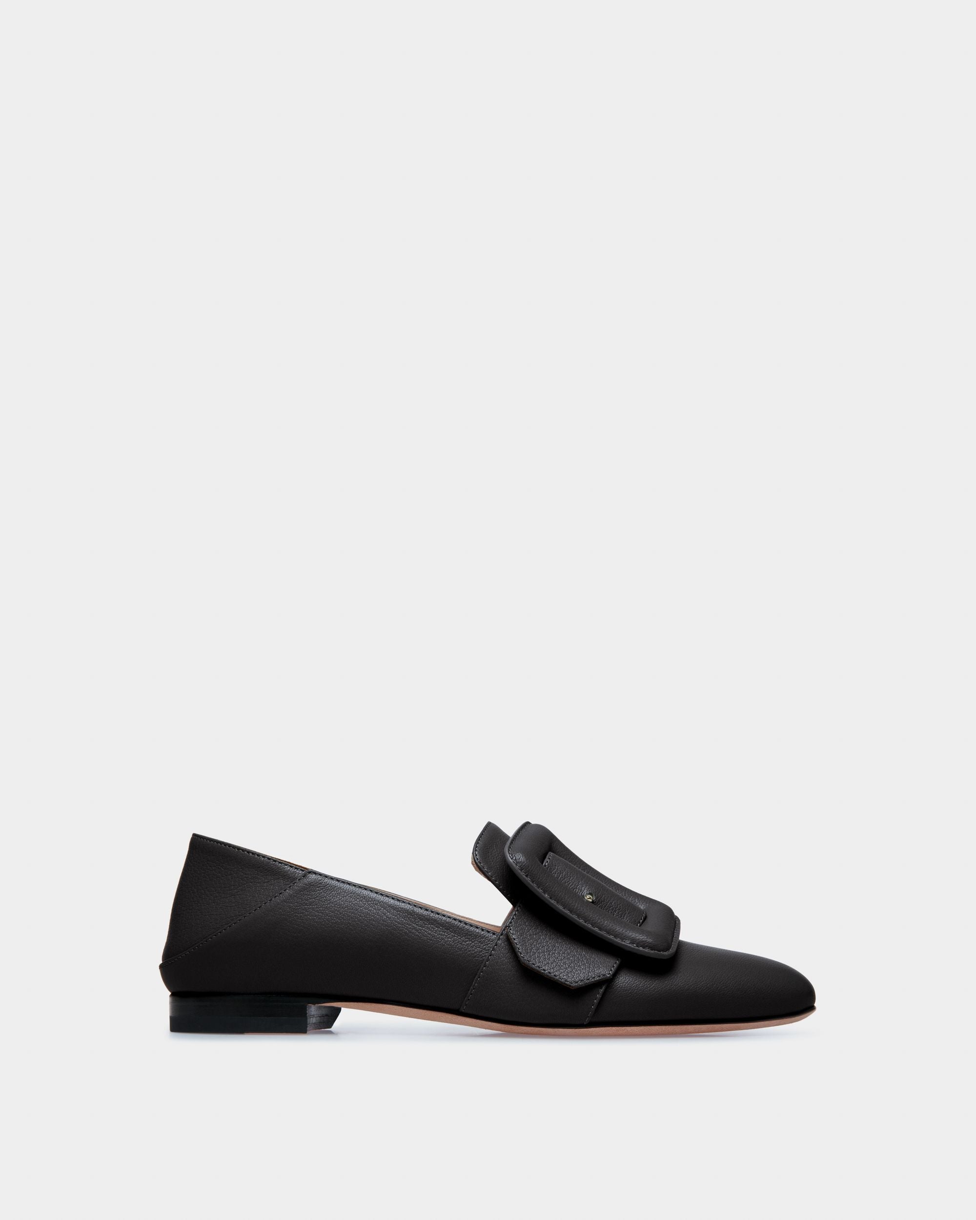 Bell Du Jour Flat in Black Grained Leather - Women's - Bally - 01