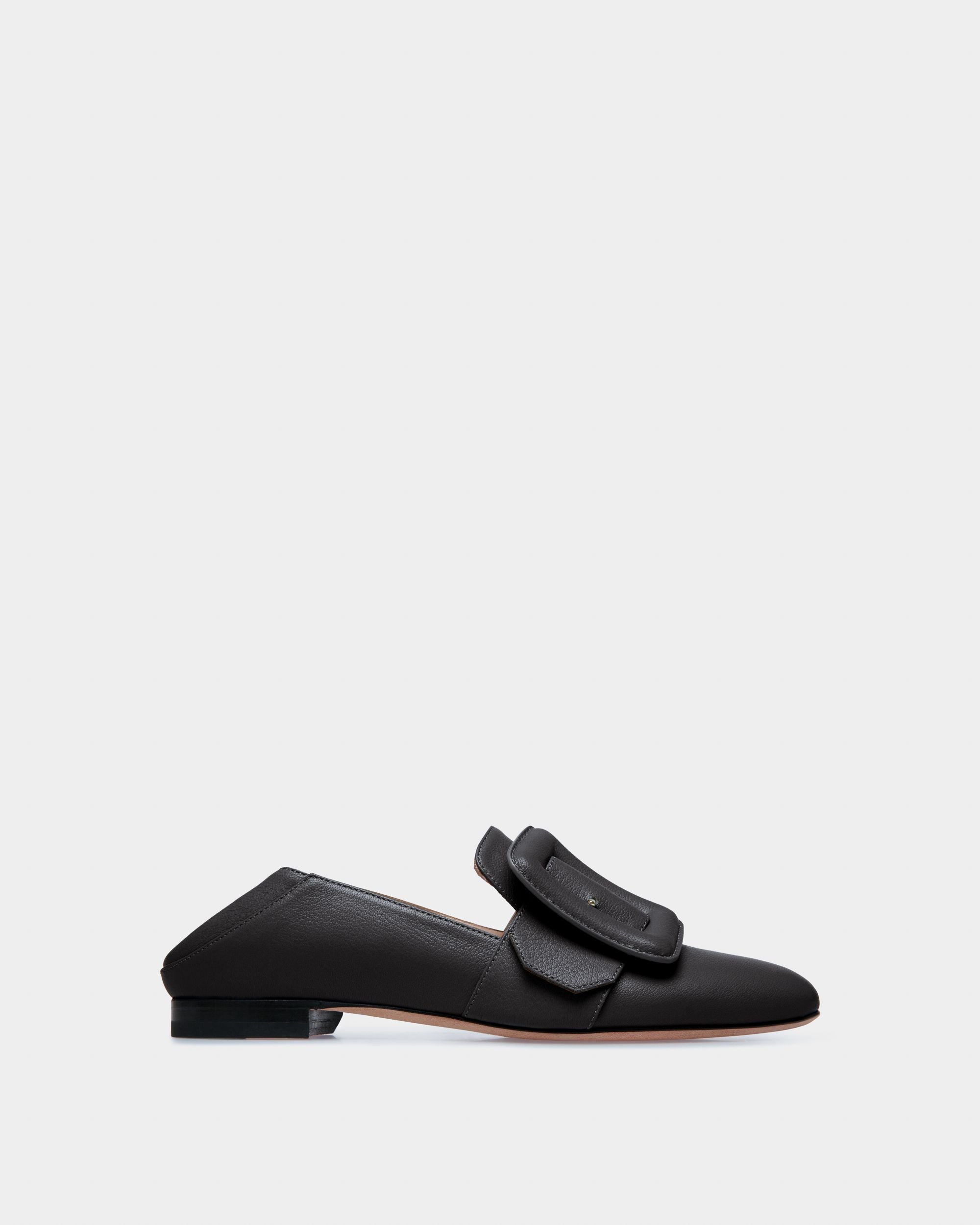 Bell Du Jour Flat in Black Grained Leather - Women's - Bally - 05