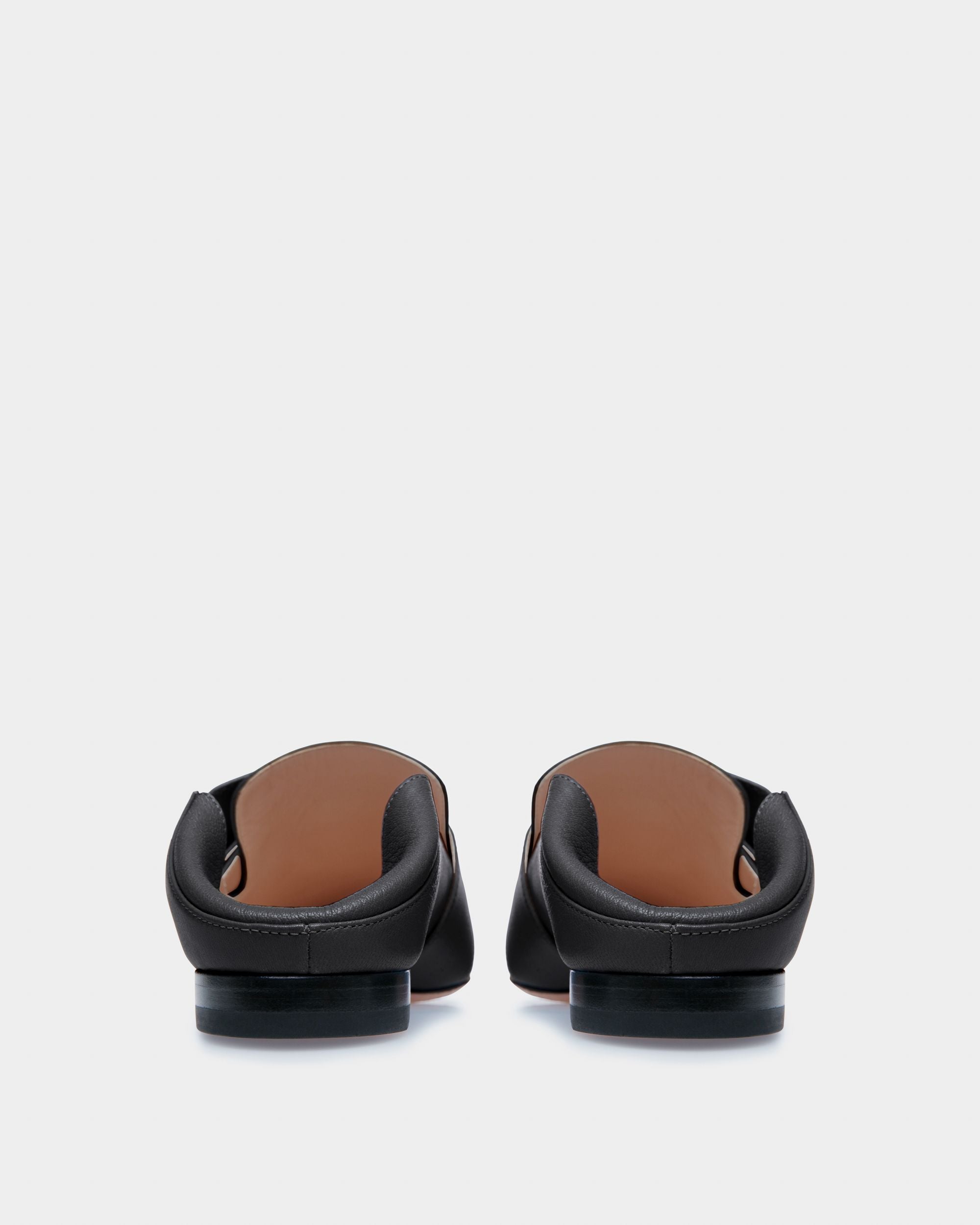 Bell Du Jour Flat in Black Grained Leather - Women's - Bally - 06