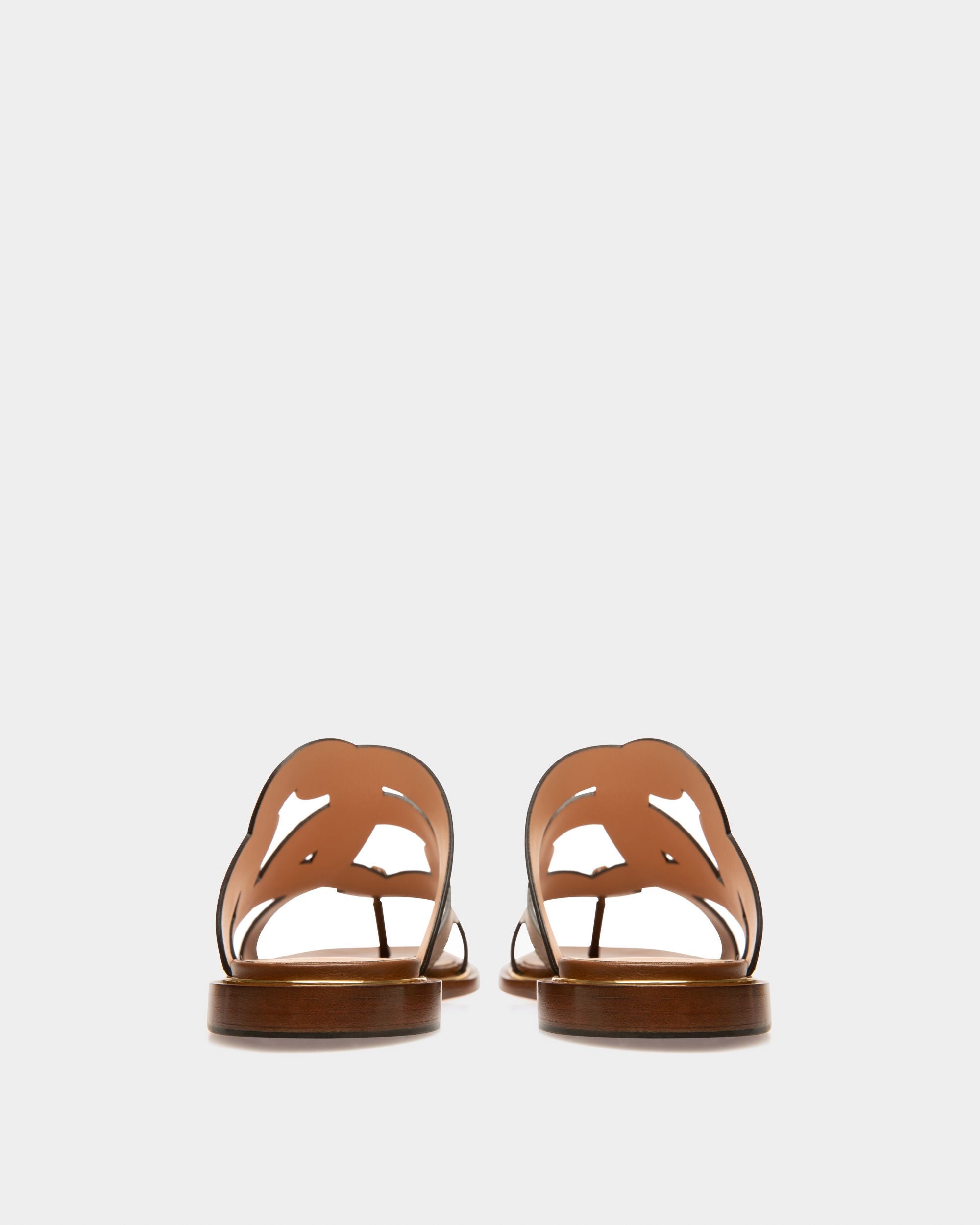 Glada Sandalias Planas De Piel De Color Marrón Claro - Mujer - Bally - 04