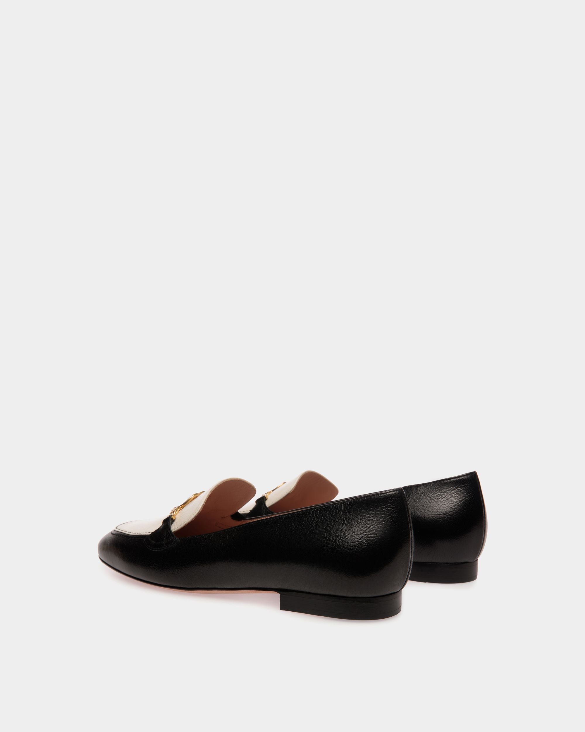 Mocasín Daily Emblem De Piel Negra Y Blanca - Mujer - Bally - 03