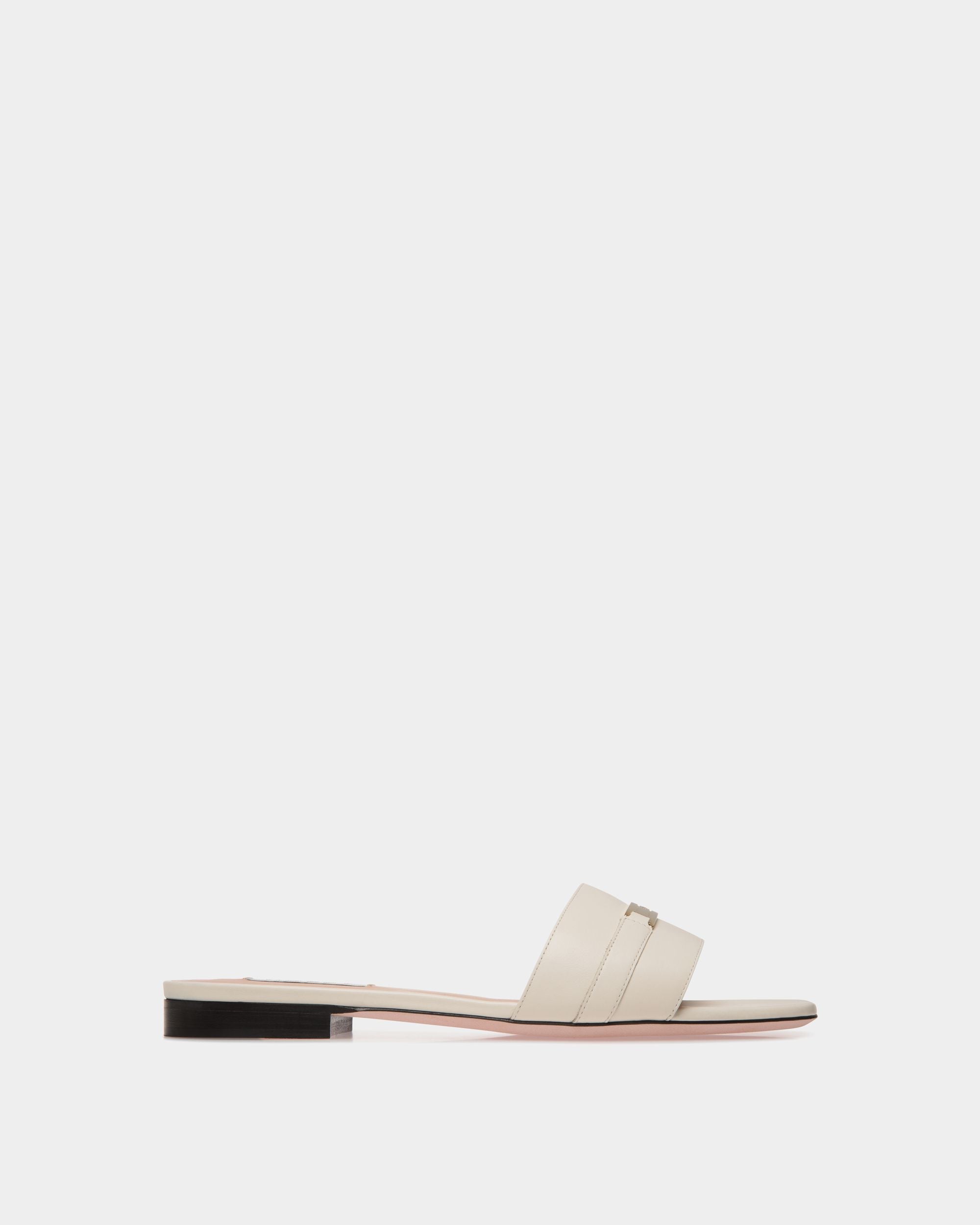 Deco Flat Sandal in White Leather - Women's - Bally - 01