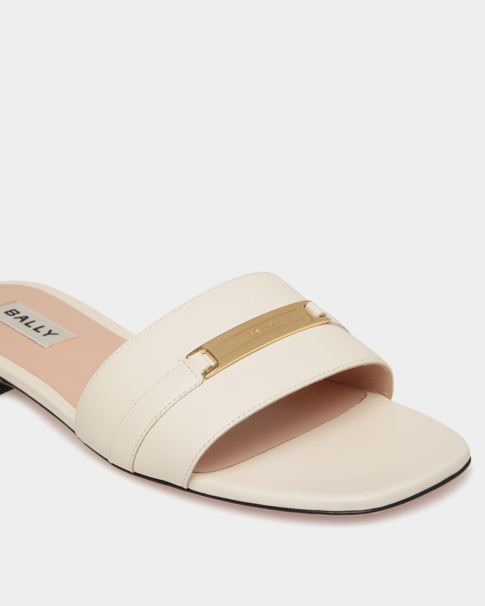 Deco Flat Sandal in White Leather - Women's - Bally - 05