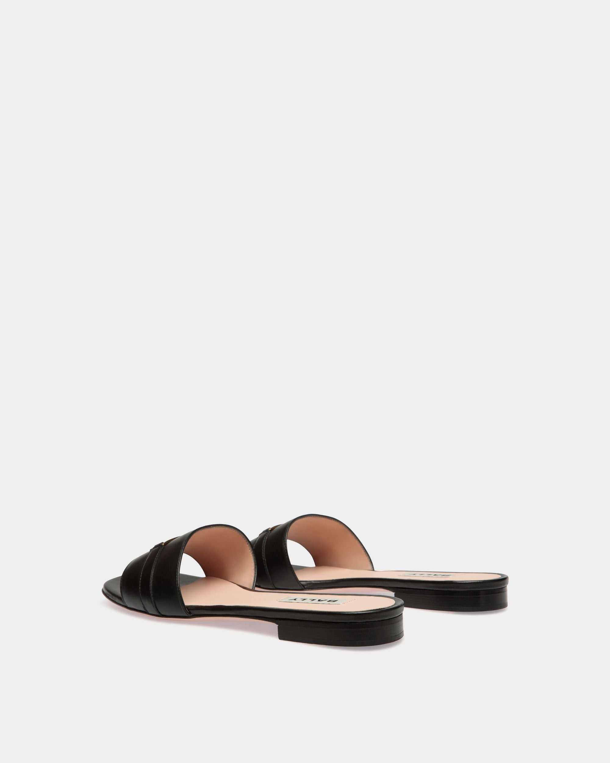 Deco Flat Sandal in Black Leather - Mujer - Bally - 03