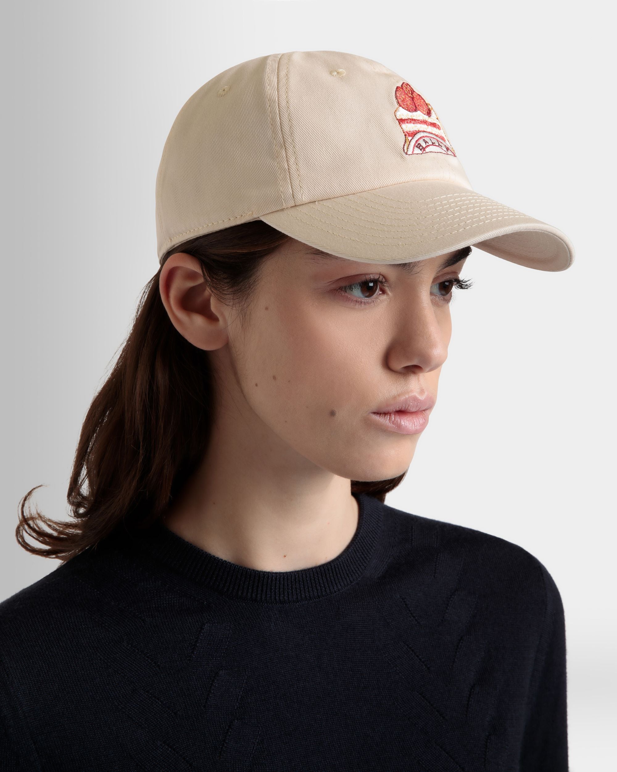 Baseball Hat in Natural Cotton with Bally Cake Embroidery - Mujer - Bally - 02
