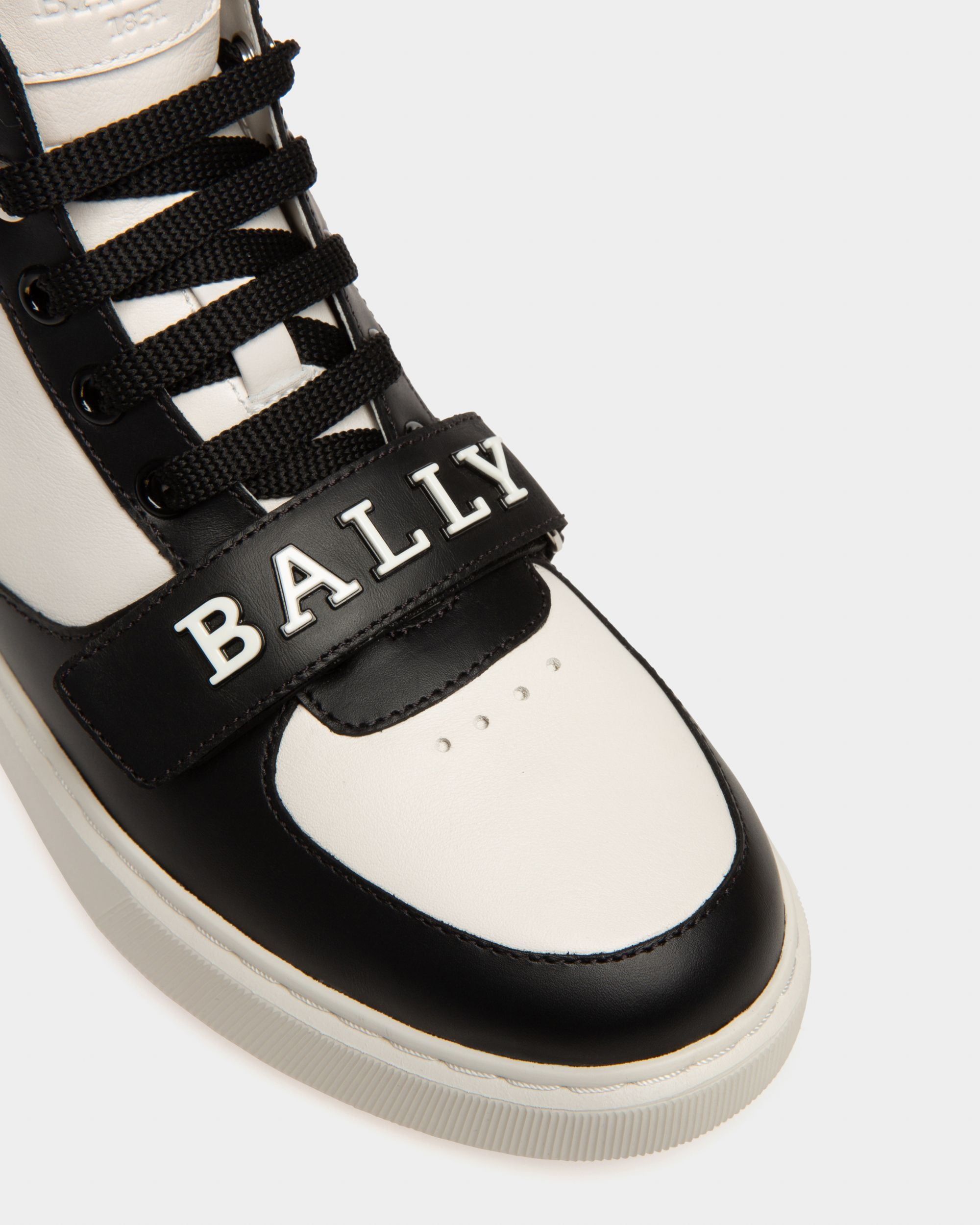 Merryk Leather Sneakers In White & Black - Women's - Bally - 05