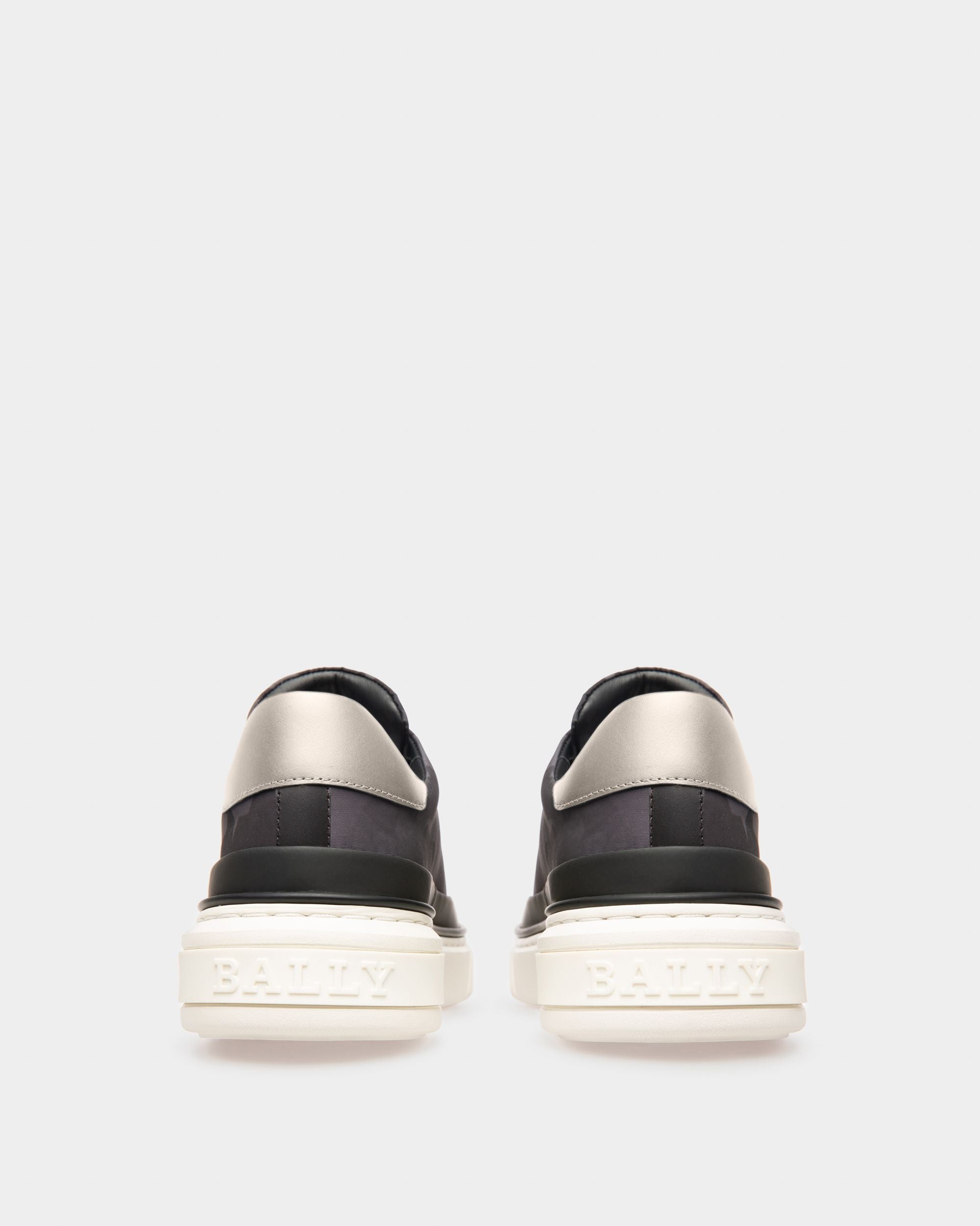 Maily Zapatillas En Poliéster Reciclado Y Piel De Color Negro - Mujer - Bally - 04