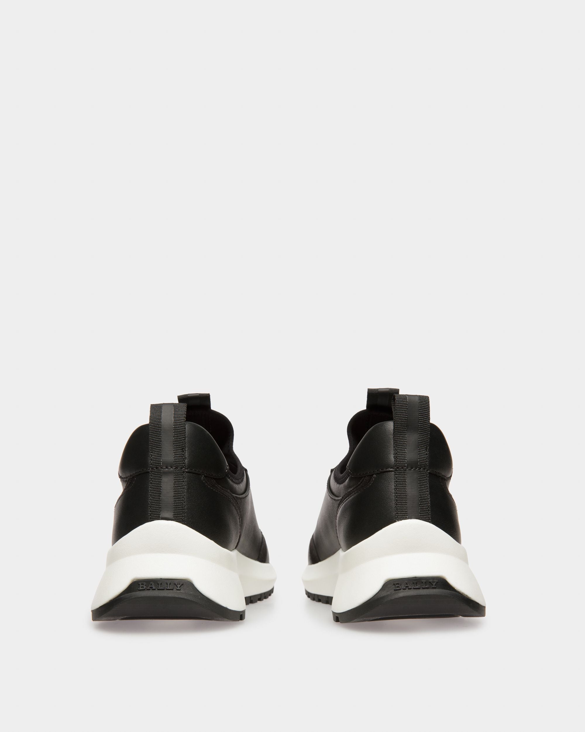 Deven Zapatillas En Piel De Color Negro - Mujer - Bally - 04