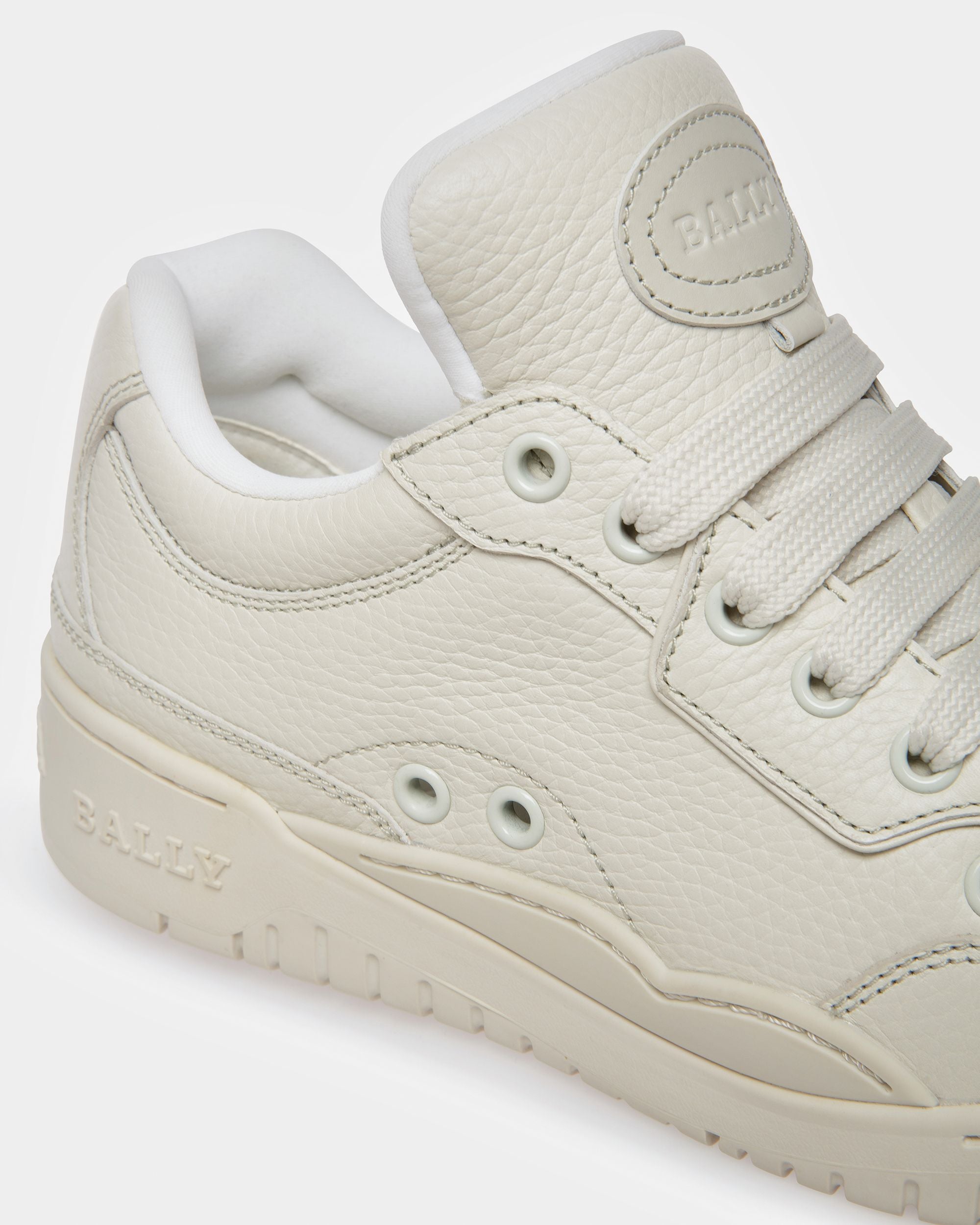 Kiro Zapatillas De Piel En Blanco Empolvado - Mujer - Bally - 06