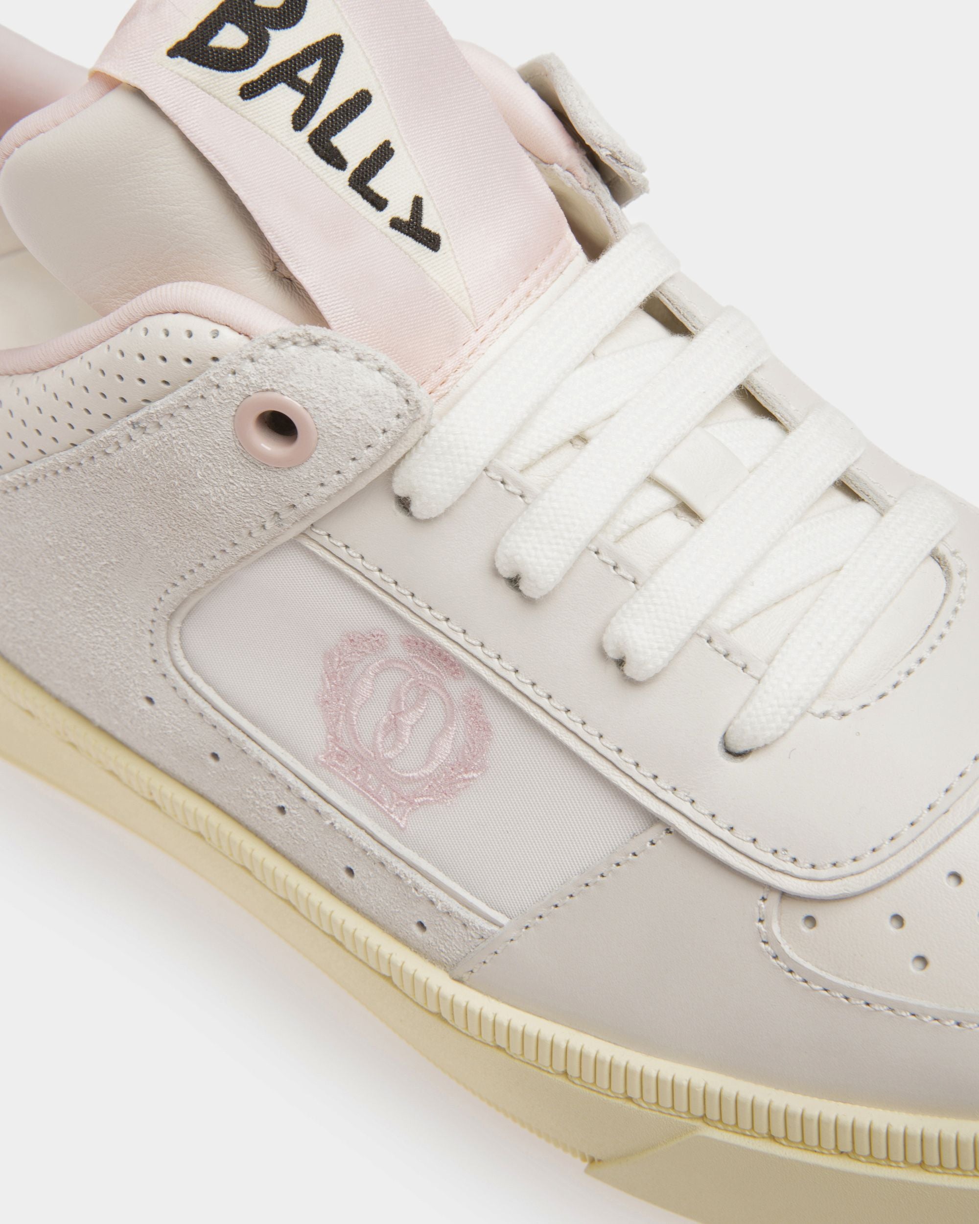 Zapatillas Raise De Piel Blanca Y Rosa - Mujer - Bally - 05