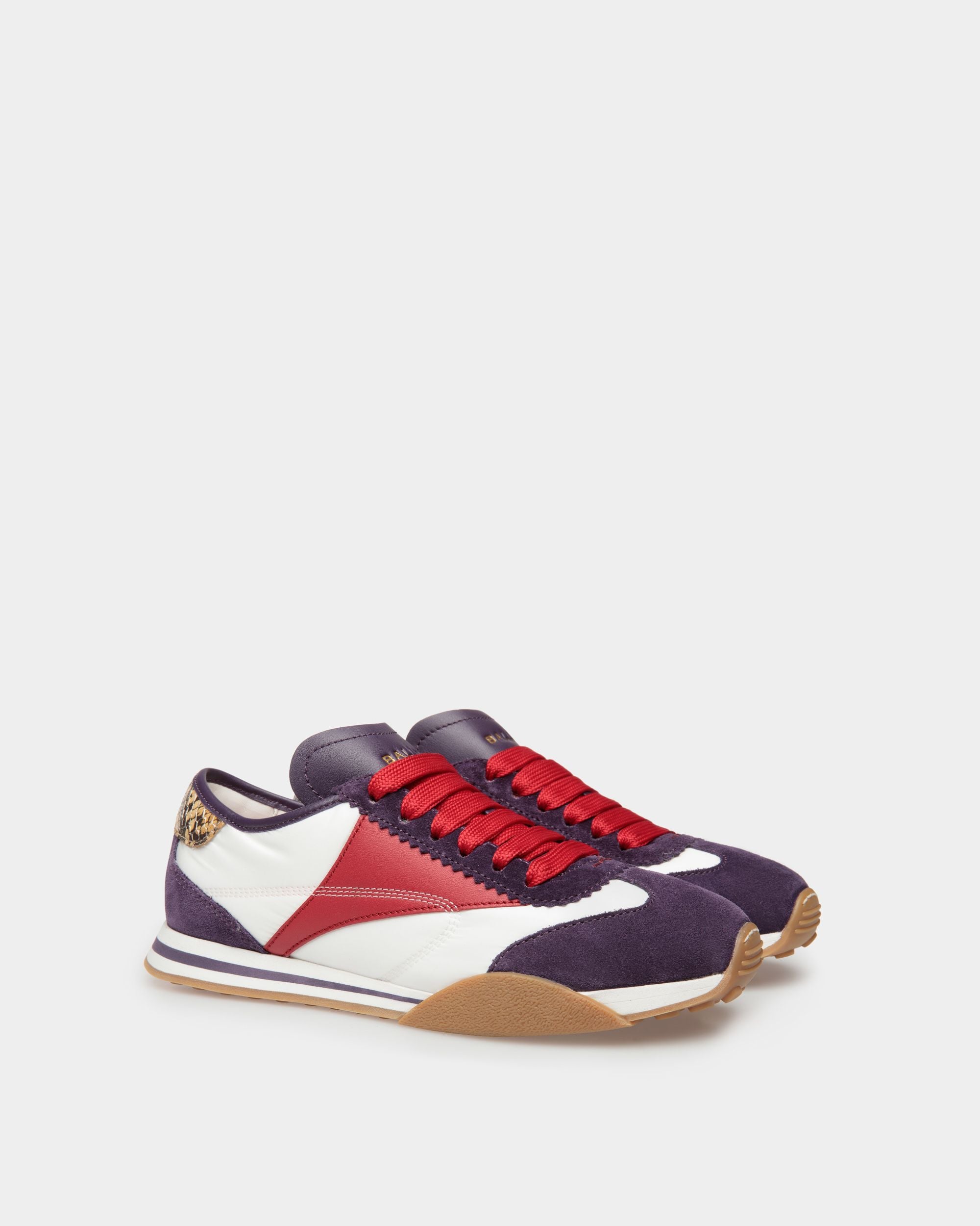 Zapatilla Sussex De Piel En Rojo Y Tela Blanca Con Ante Púrpura - Mujer - Bally - 02