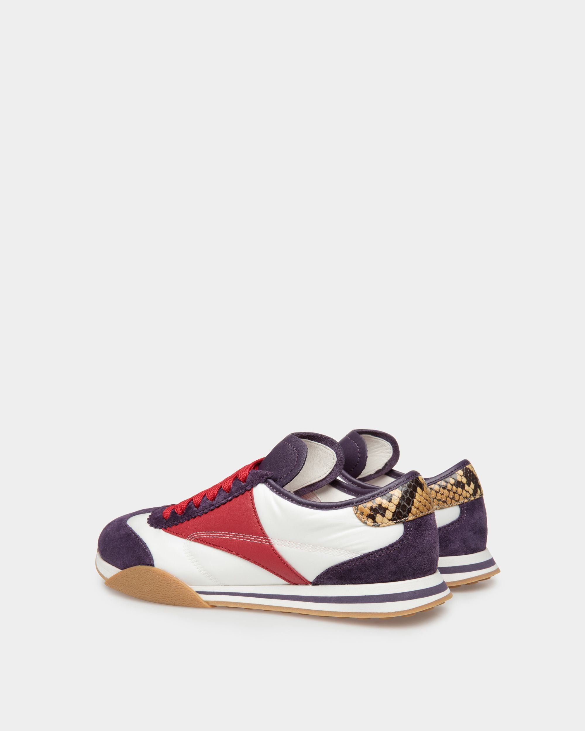 Zapatilla Sussex De Piel En Rojo Y Tela Blanca Con Ante Púrpura - Mujer - Bally - 03