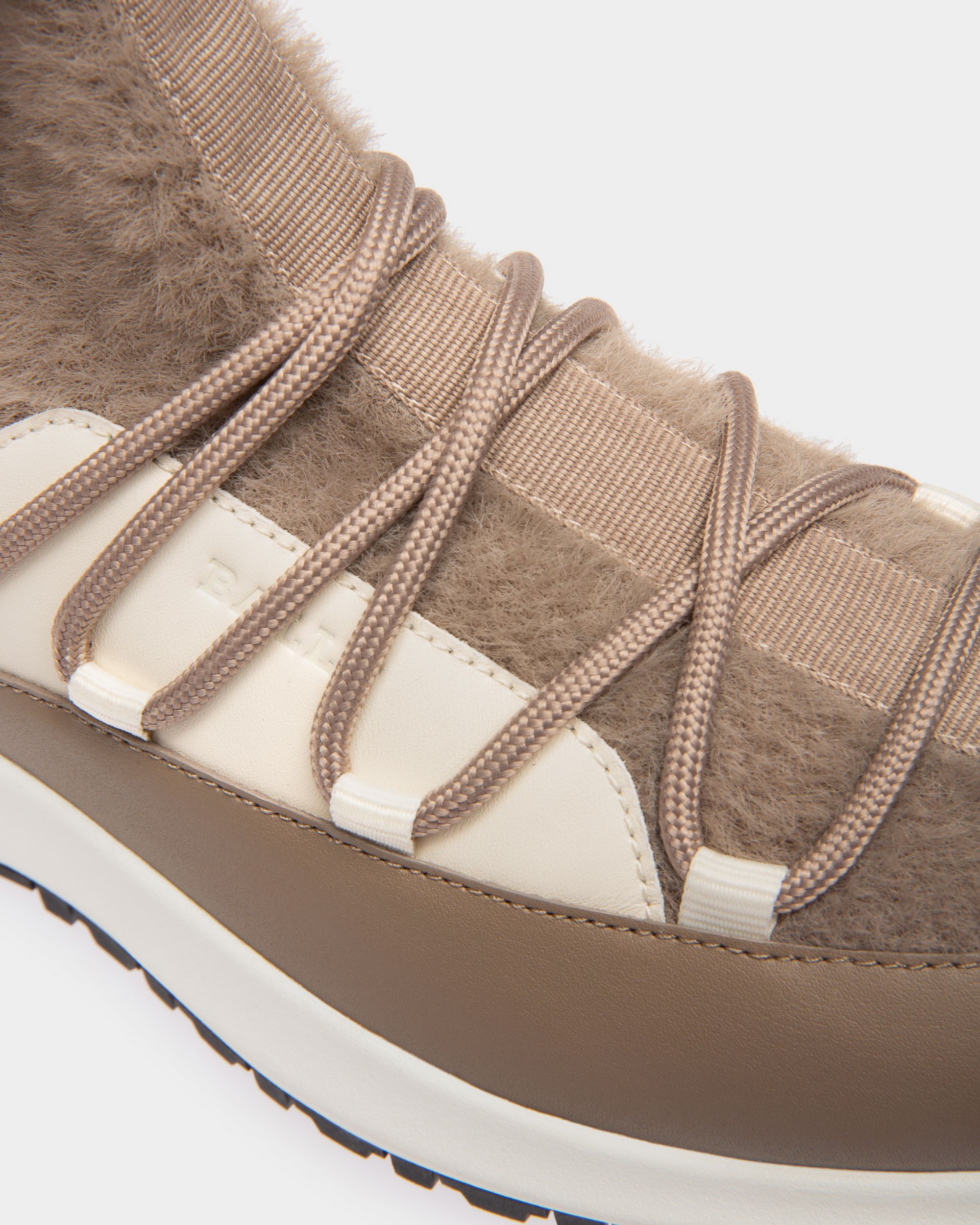 Dalyla Botas En Piel Y Cachemir De Color Marrón Topo Y Crema - Mujer - Bally - 06