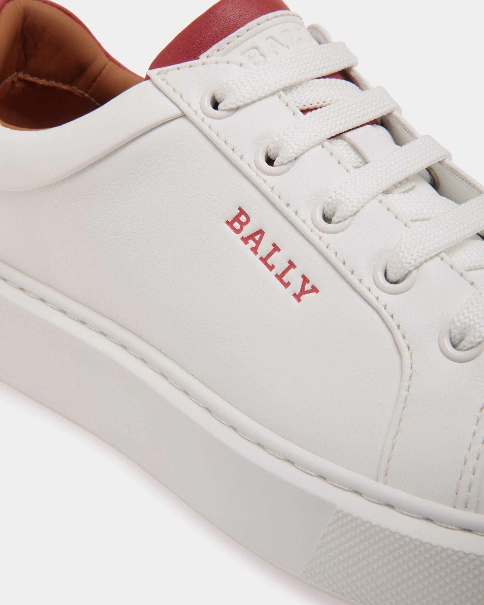 Sneaker In White Leather - Women's - Bally - 05