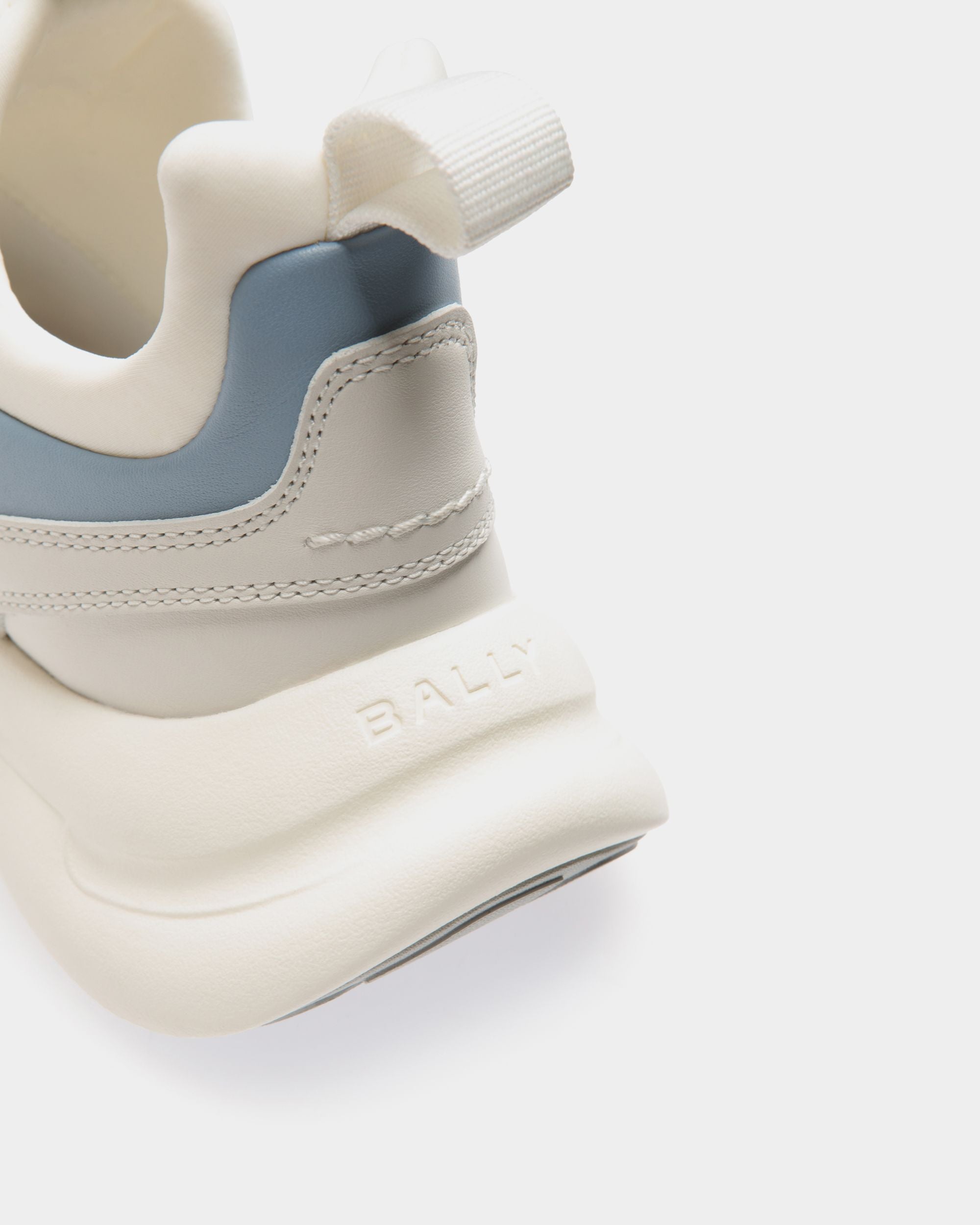 Dune Sneaker in White and Light Blue Leather - Mujer - Bally - 05