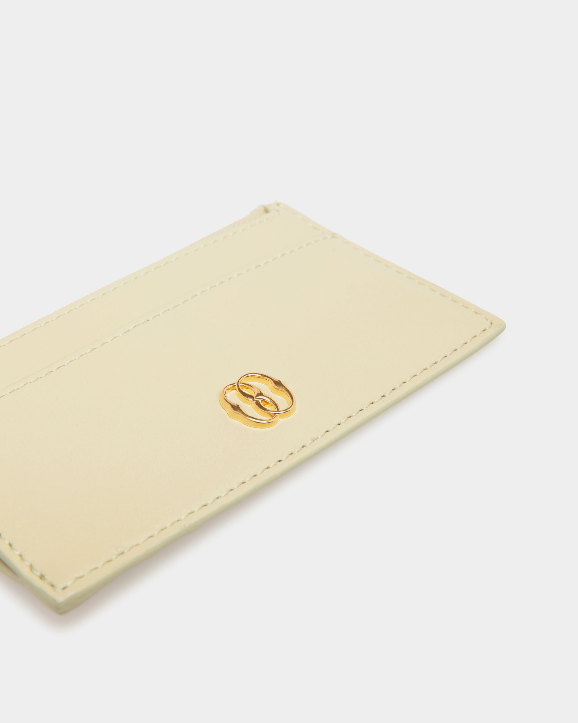 Emblem Zipped Card Holder In Light Green Leather - Women's - Bally - 04