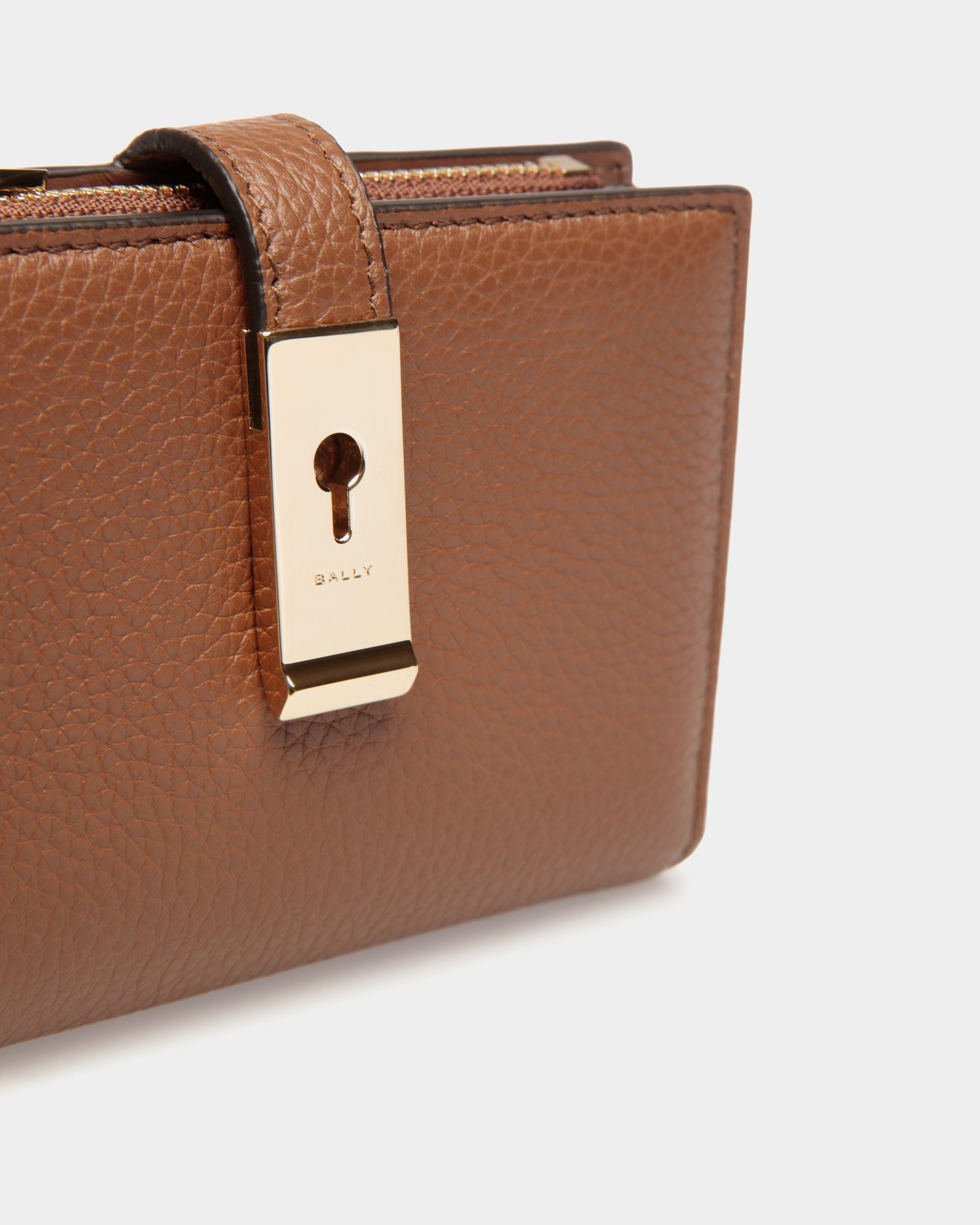 Lock Me Wallet in Brown Grained Leather - Mujer - Bally - 04