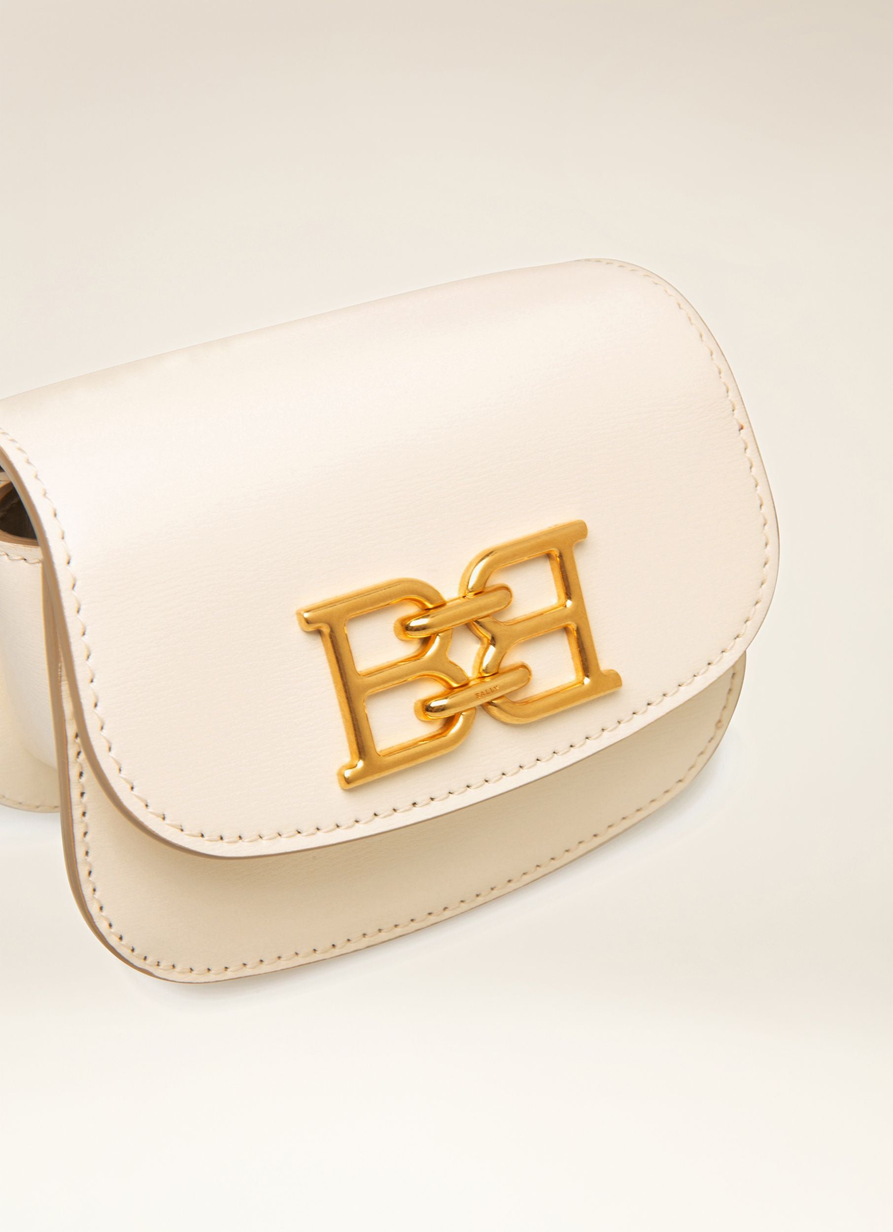Baily Xs Accesorio En Piel De Color Crema - Mujer - Bally - 02