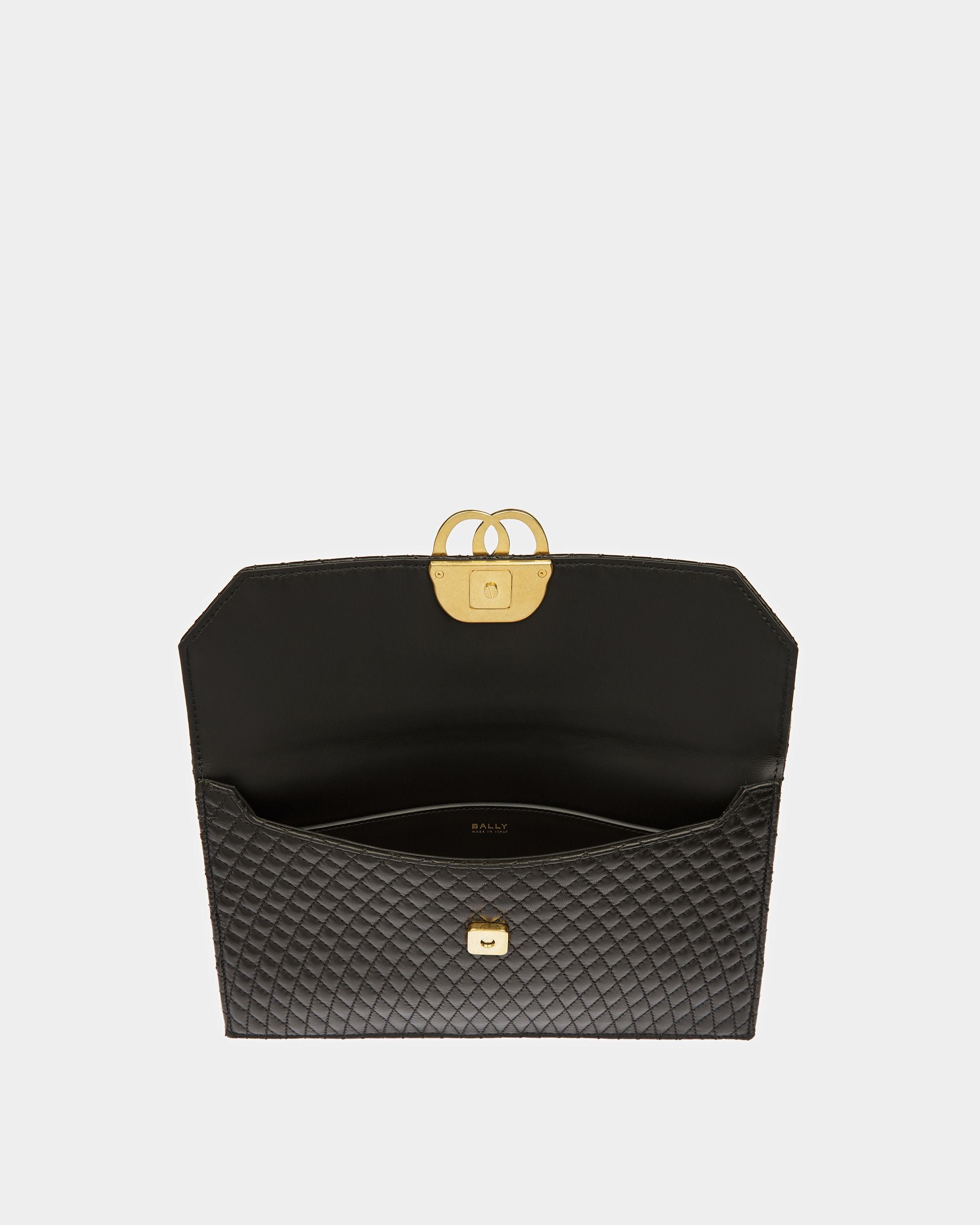 Clutch Emblem De Piel Acolchada En Negro - Mujer - Bally - 03