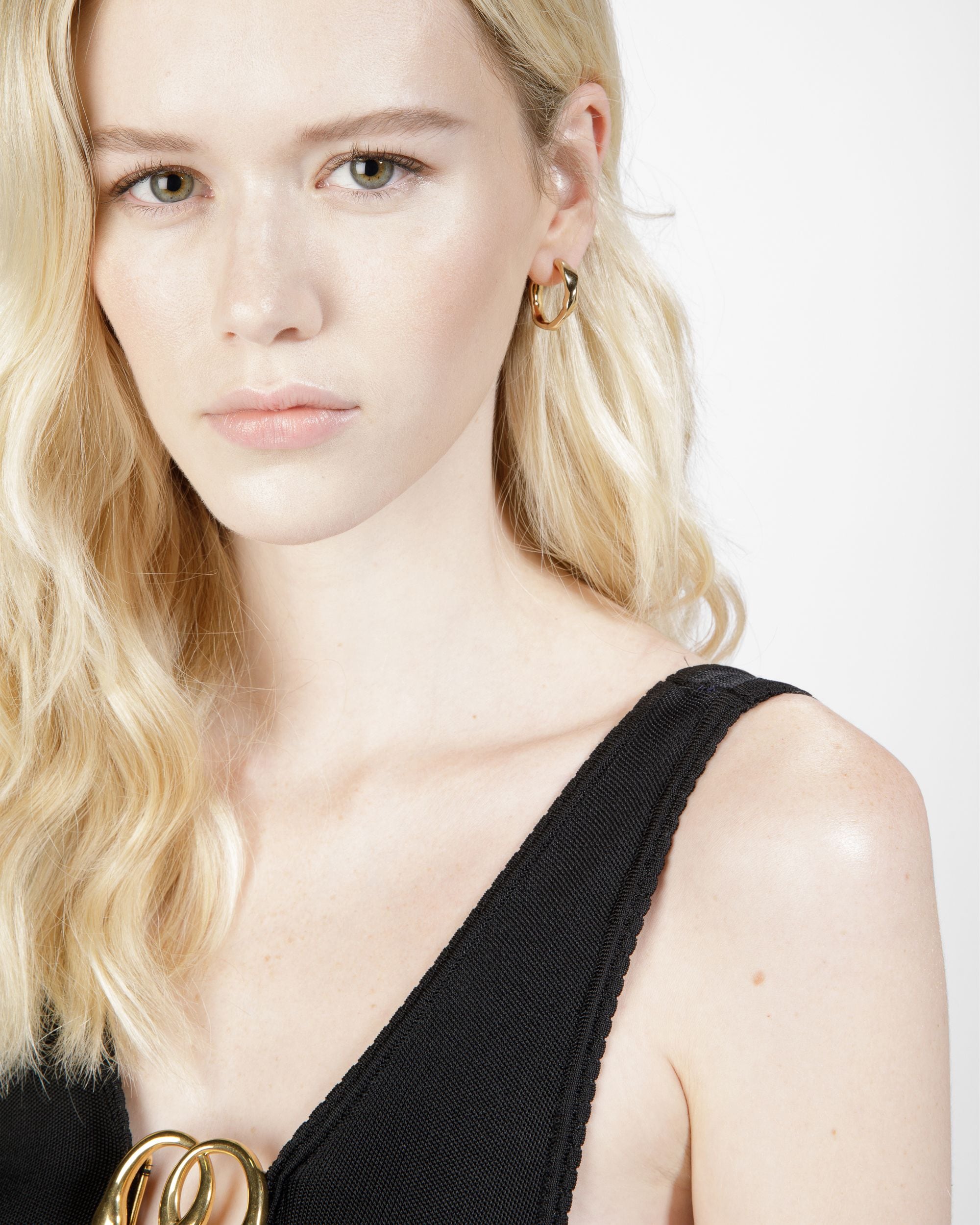Small Hoop Earrings In Yellow-Gold - Women's - Bally - 02