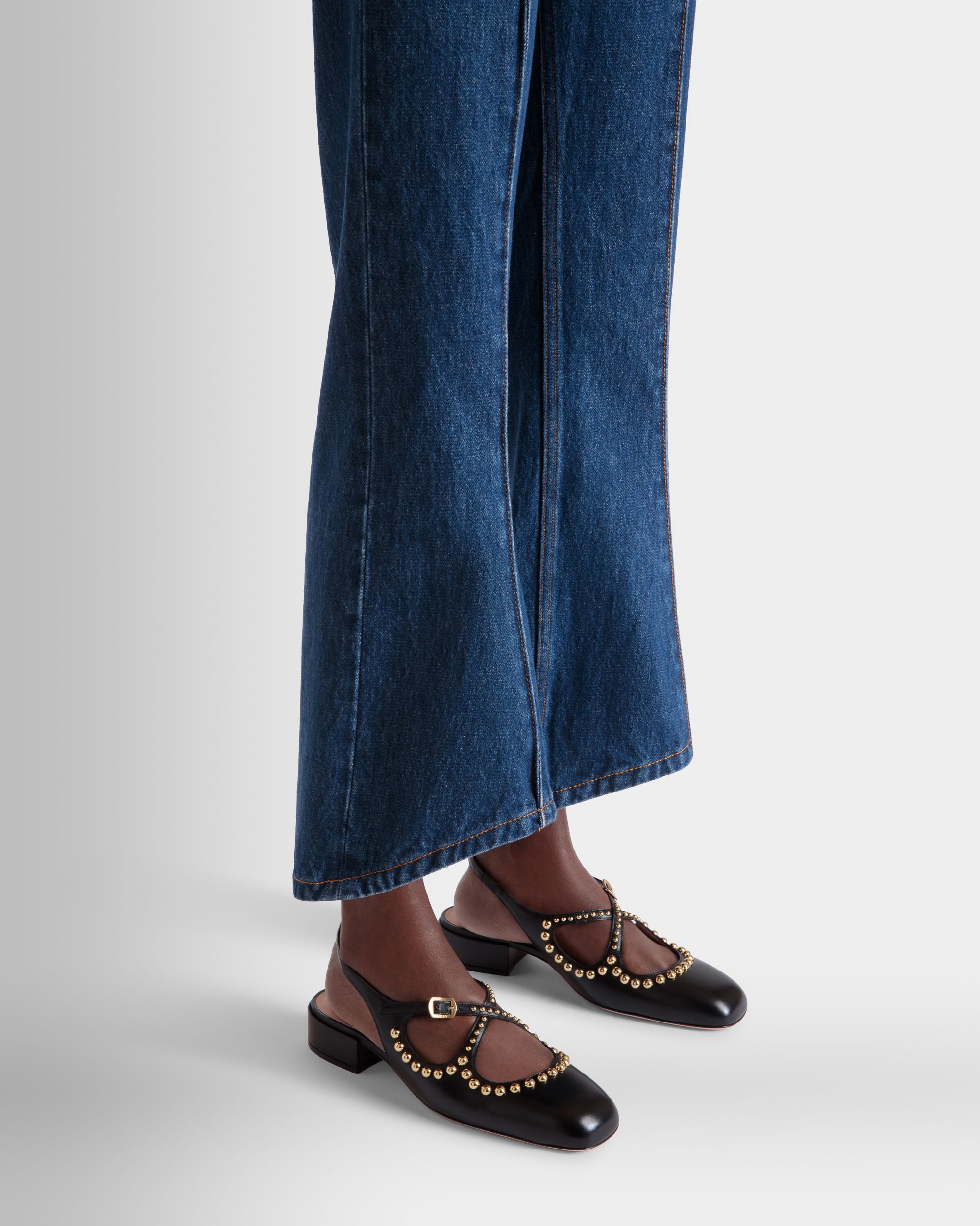 Zapato De Salón Destalonado Ballyrina De Piel Negra Con Tachuelas - Mujer - Bally - 02