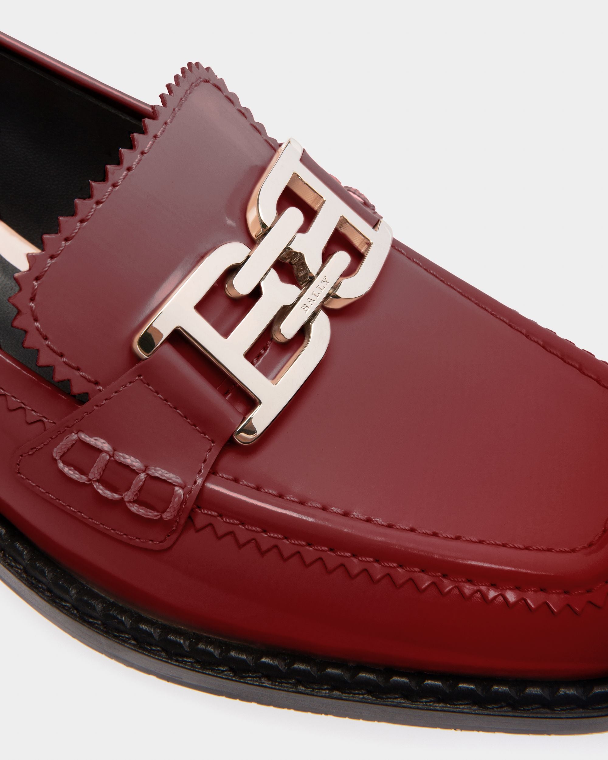 Ellyane Leather Mocassins In Heritage Red - Women's - Bally - 05