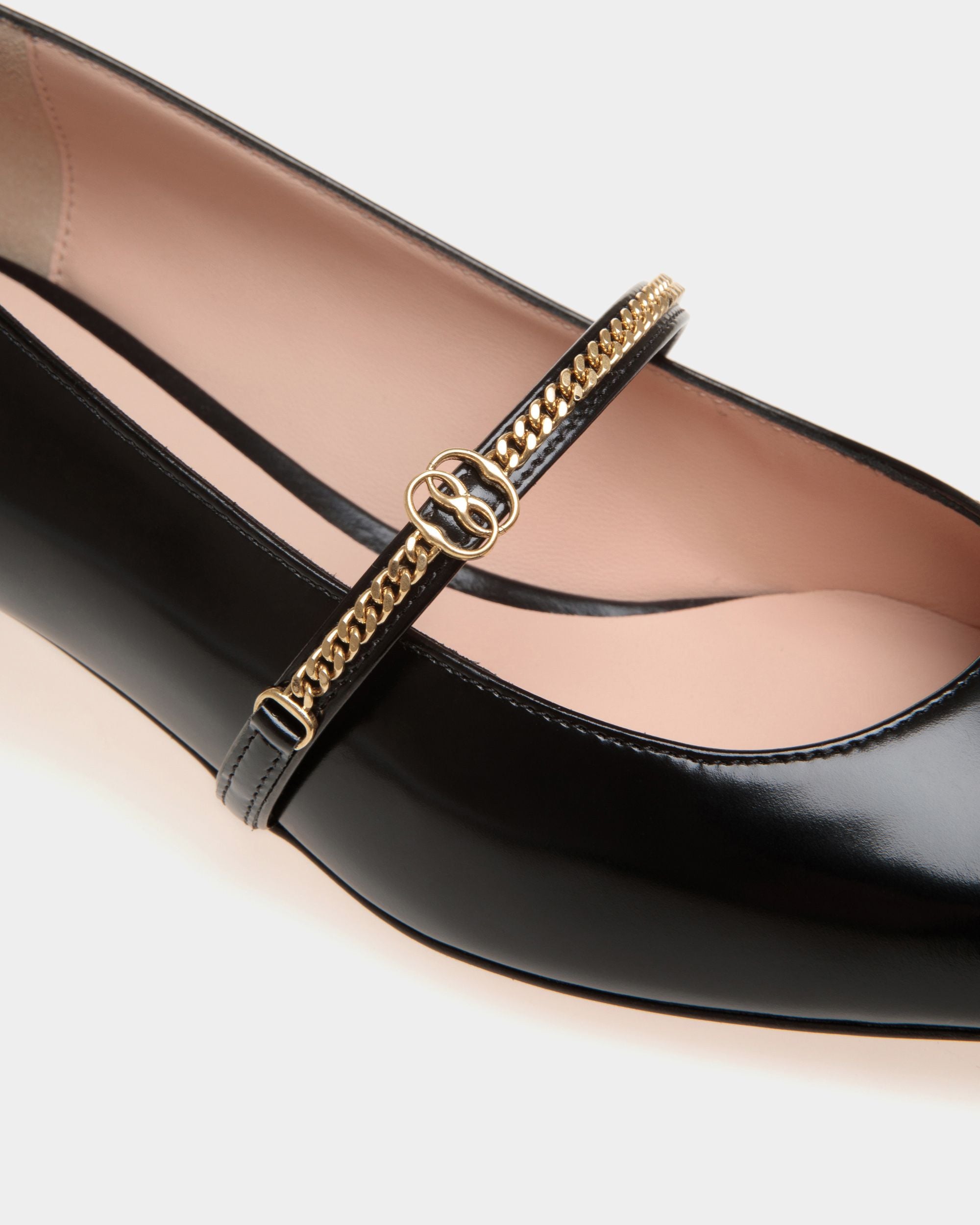 Zapato De Salón Estilo Merceditas Sylt De Piel En Negro - Mujer - Bally - 04