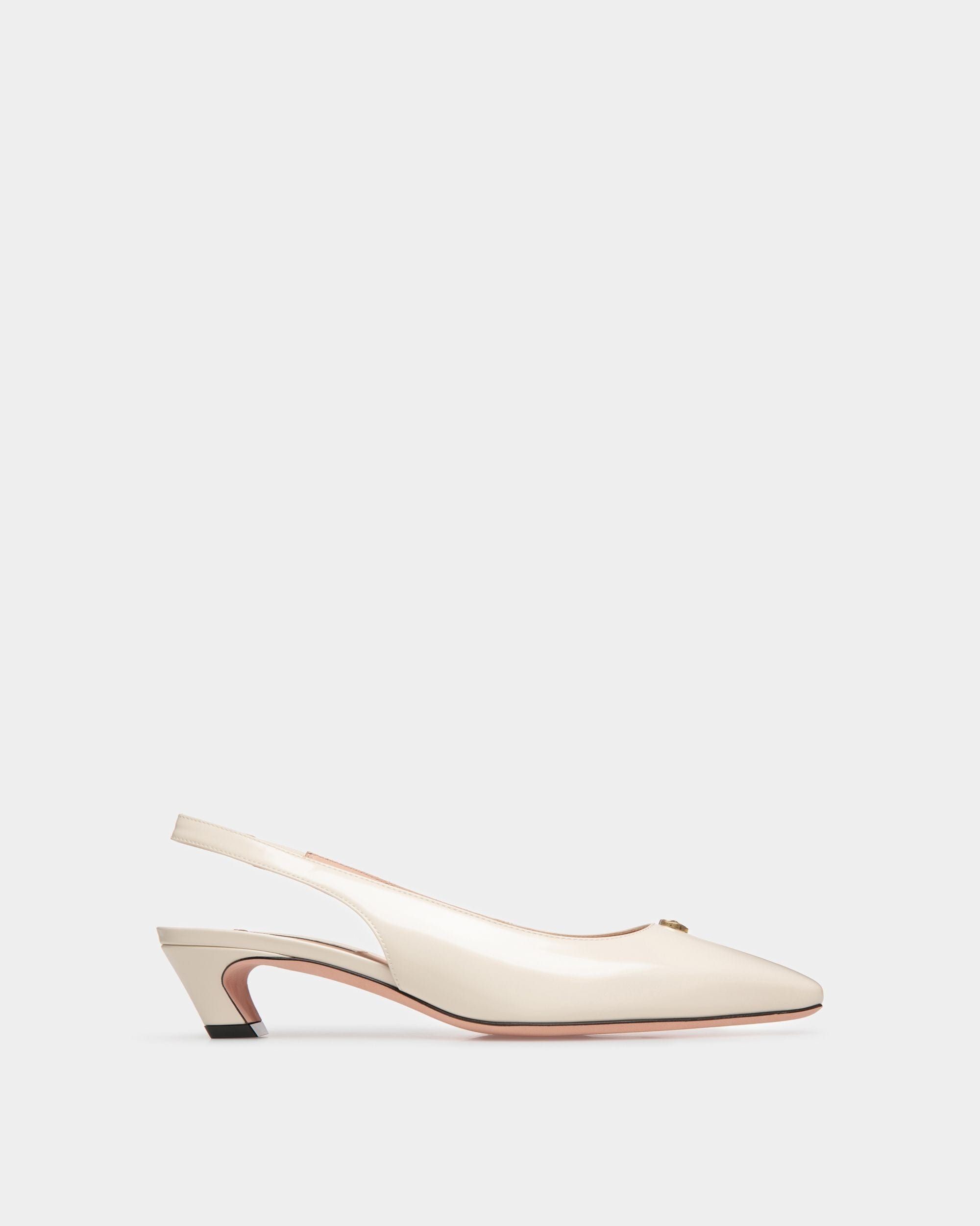 Zapato Destalonado Sylt De Piel En Blanco - Mujer - Bally - 01