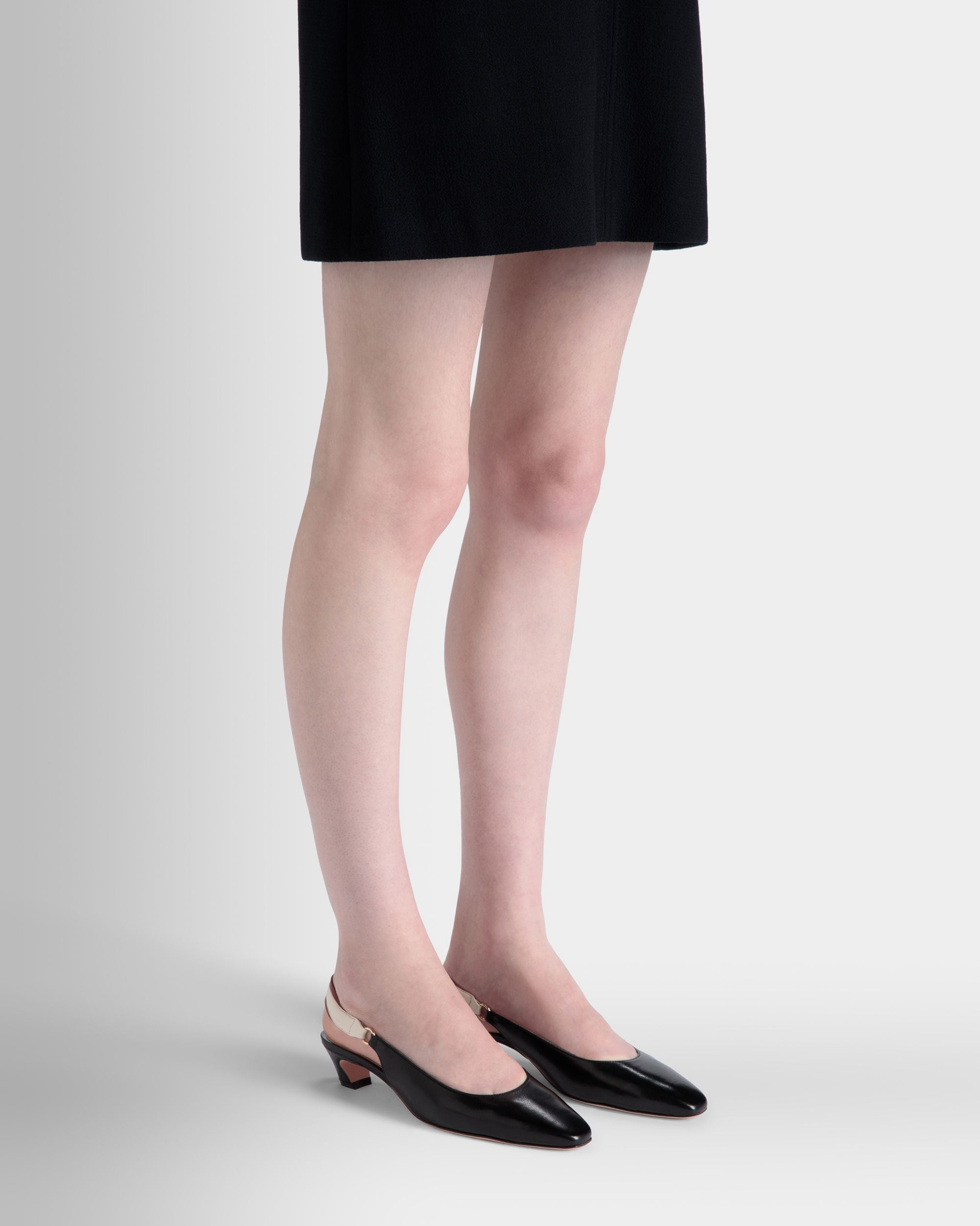 Zapato De Salón Destalonado Sylt De Napa Negra - Mujer - Bally - 02