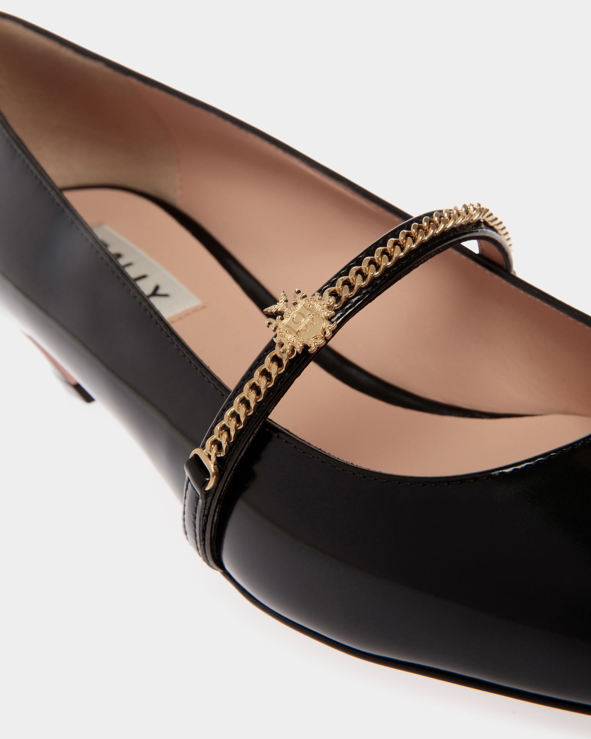 Zapato De Salón Estilo Merceditas Sylt De Piel Cepillada Negra - Mujer - Bally - 06