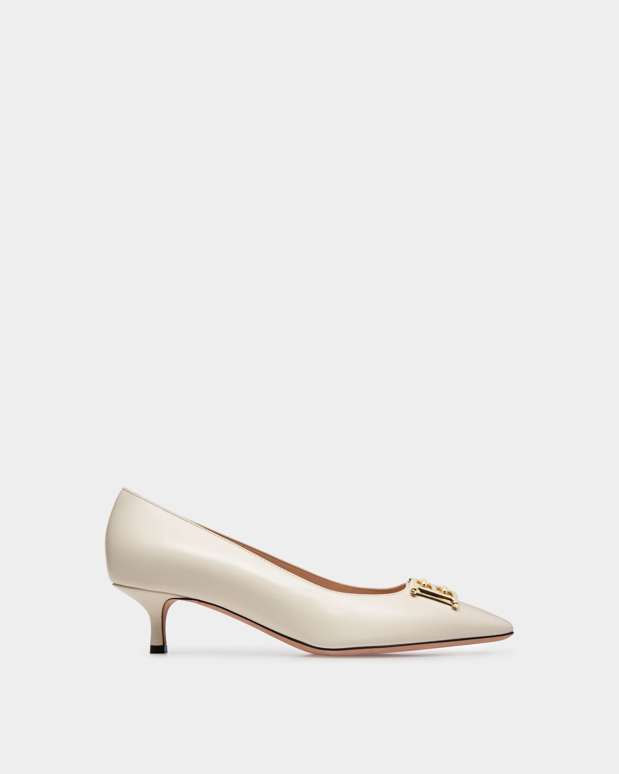 Evanca Zapato De Salón En Piel Color Crema - Mujer - Bally - 01