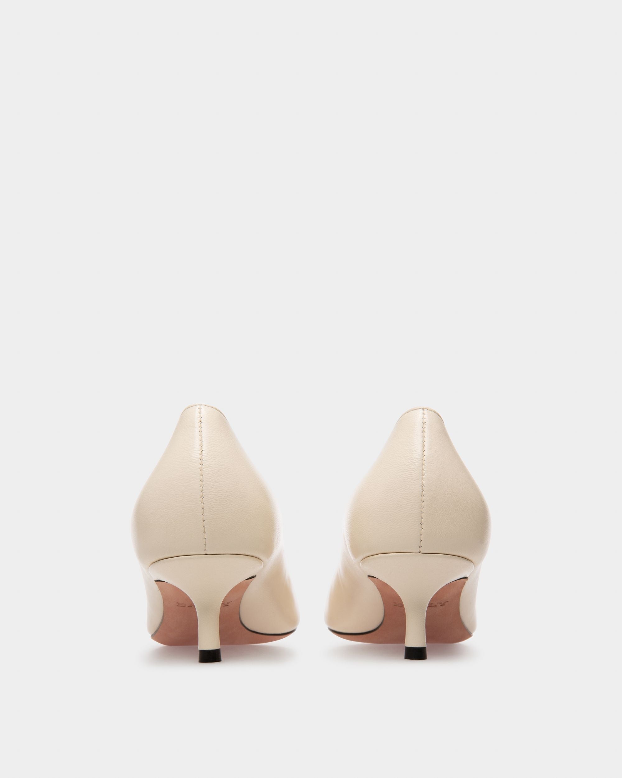 Evanca Zapato De Salón En Piel Color Crema - Mujer - Bally - 04