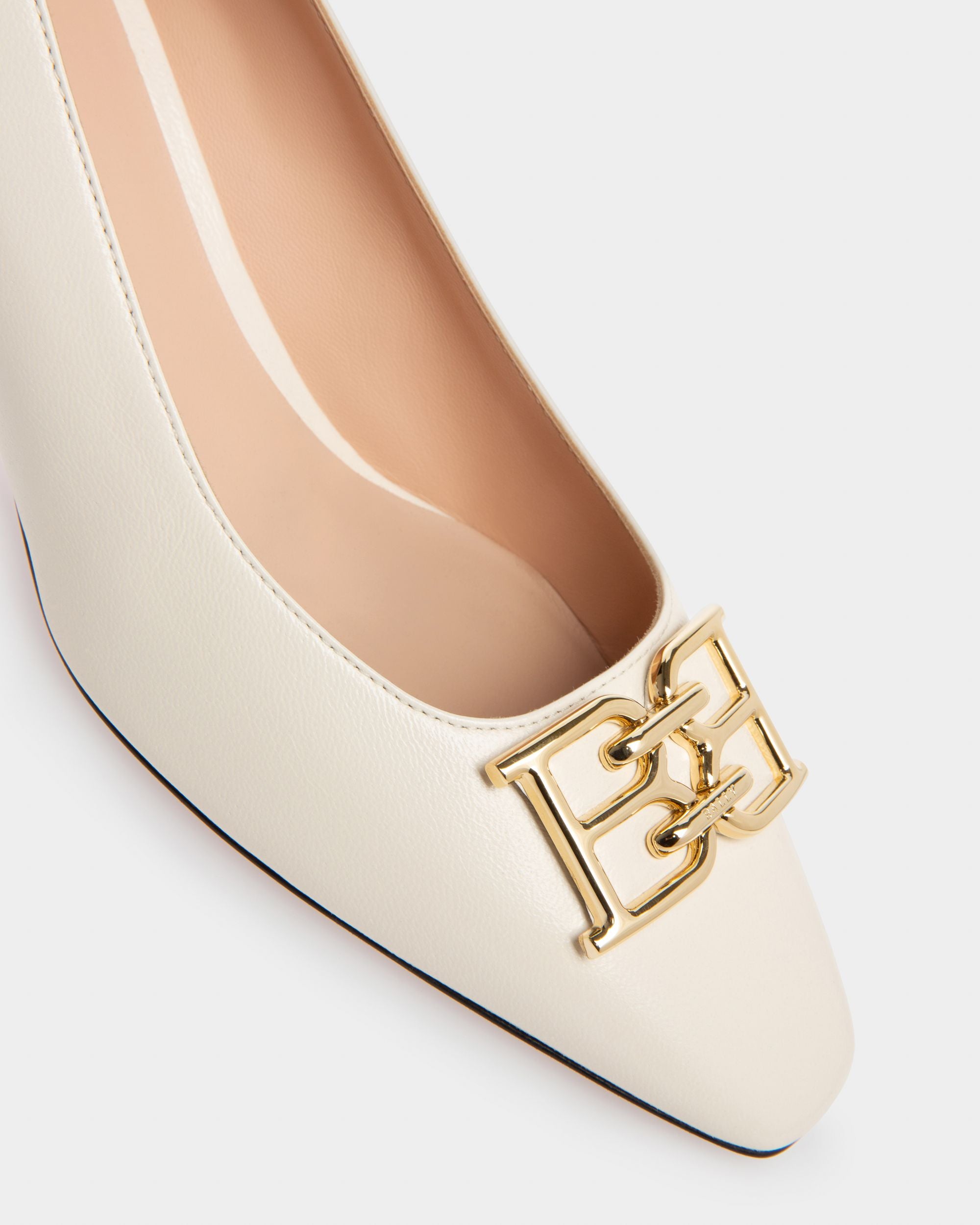 Evanca Zapato De Salón En Piel Color Crema - Mujer - Bally - 05