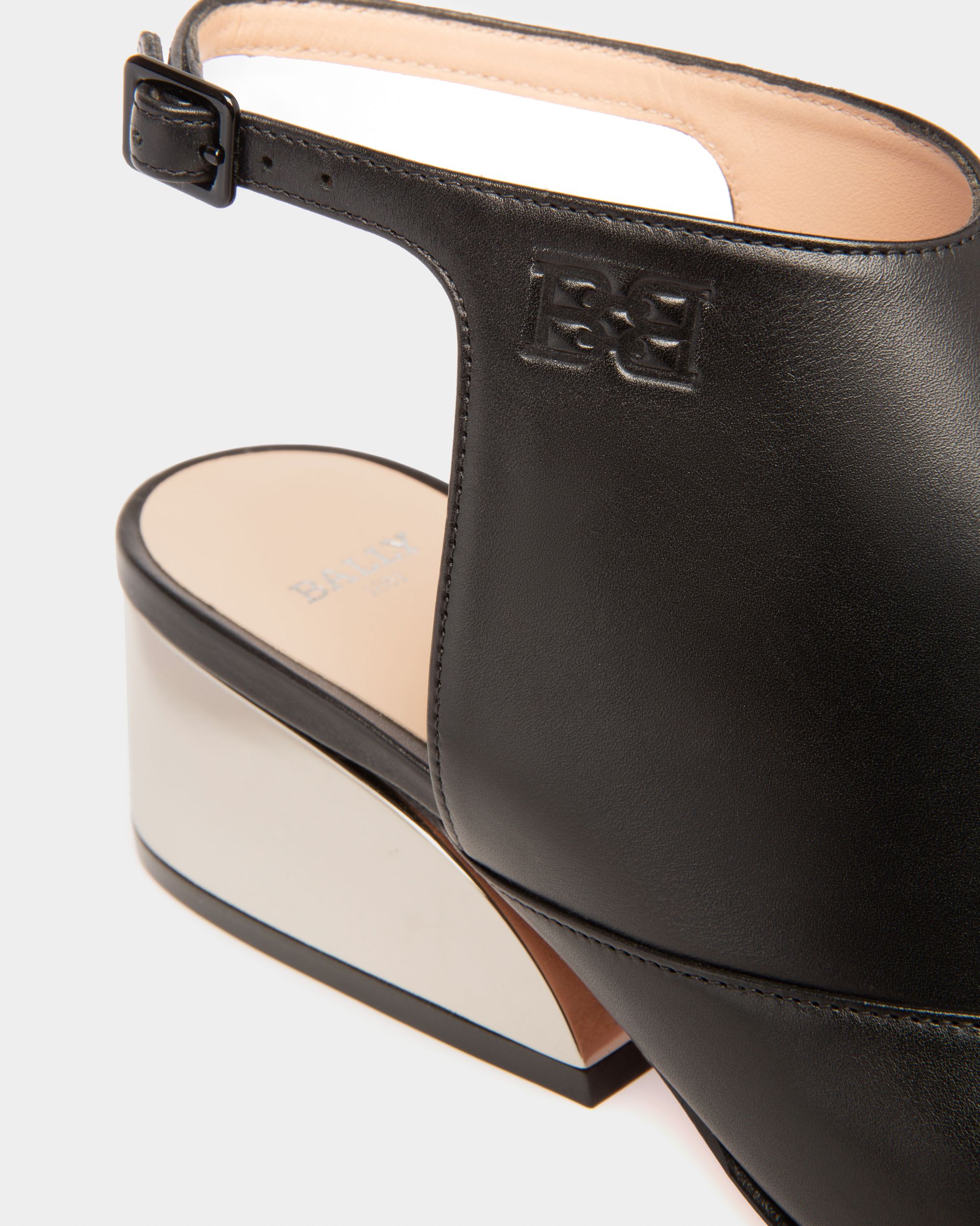 Girelle Zapatos De Salón De Piel En Negro - Mujer - Bally - 04