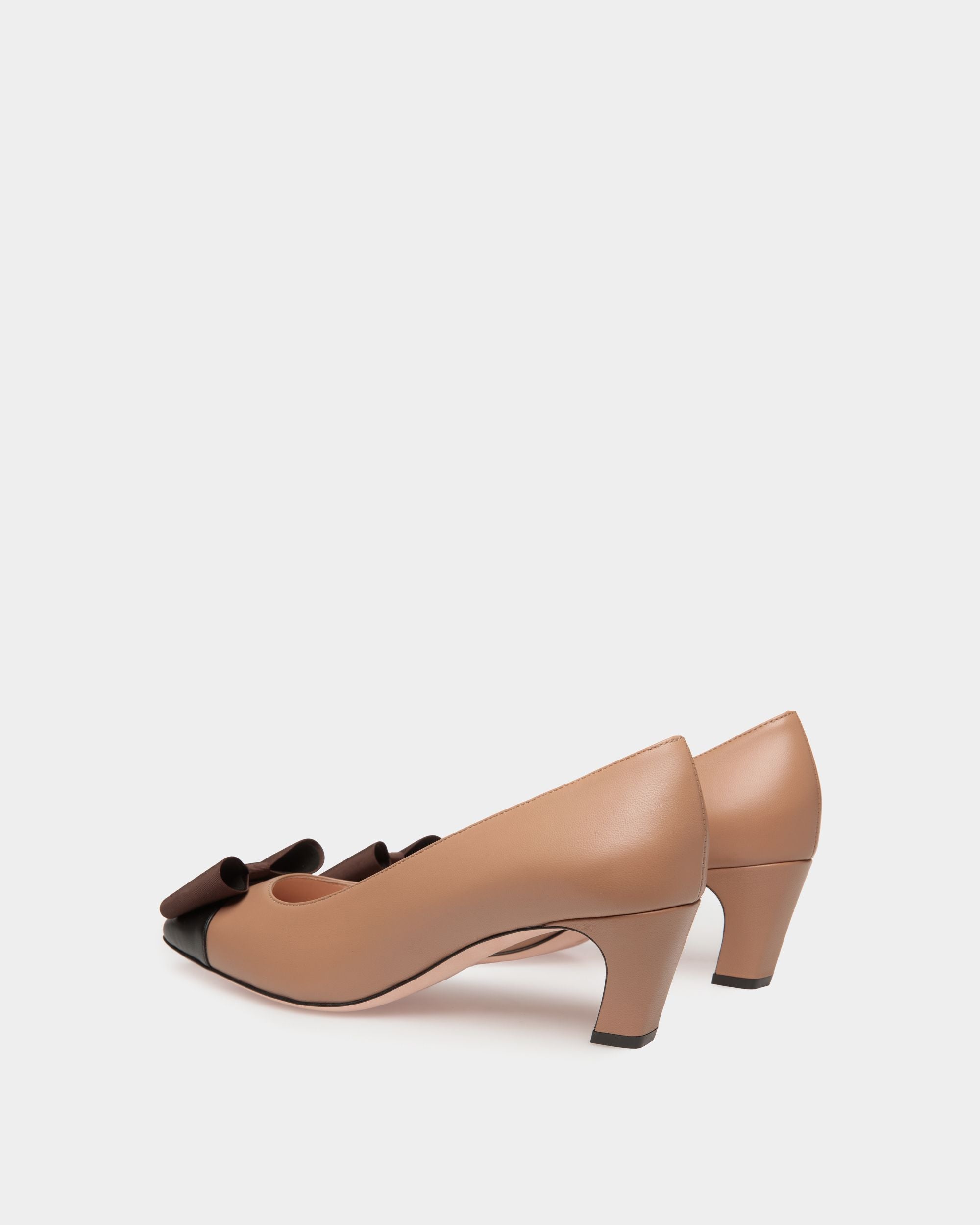 B-Bow Pump in Praline Beige Leather - Women's - Bally - 03