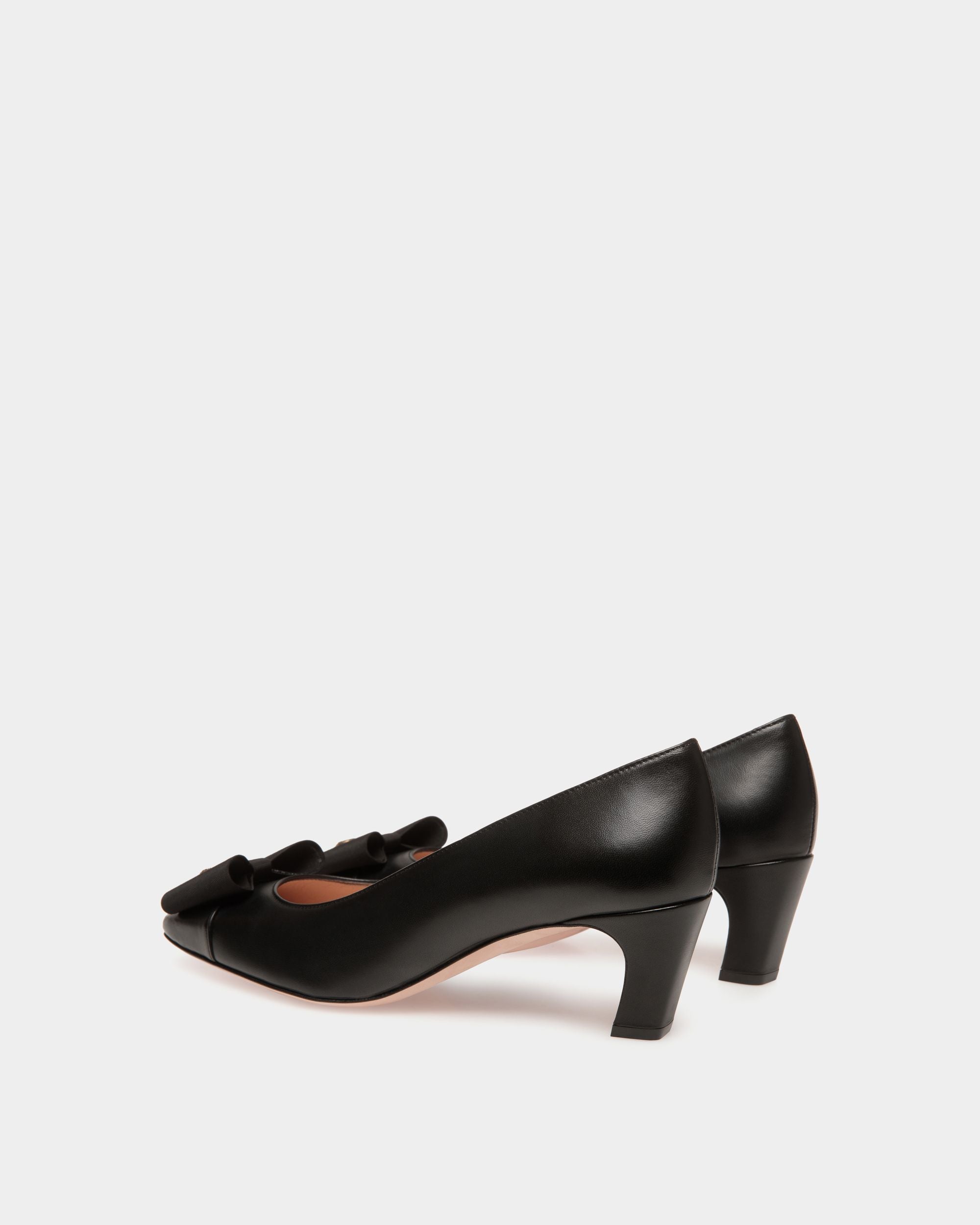 B-Bow Pump in Black Leather - Women's - Bally - 03