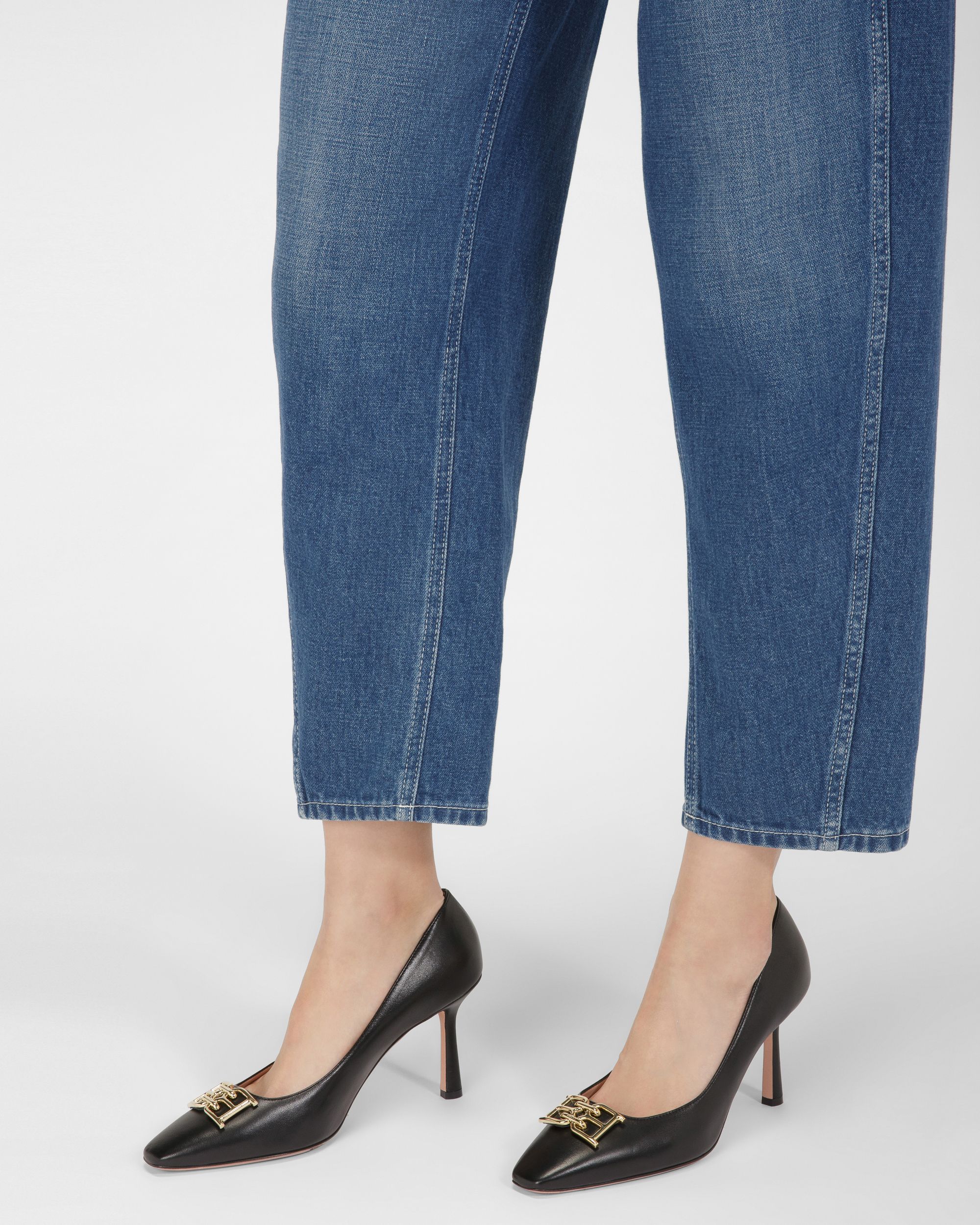 Evanca Leather Pumps In Black - Women's - Bally - 06